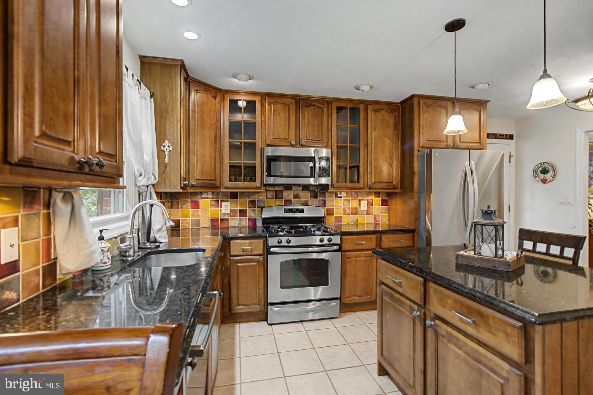 SILVERGATE VILLAGE - Residential