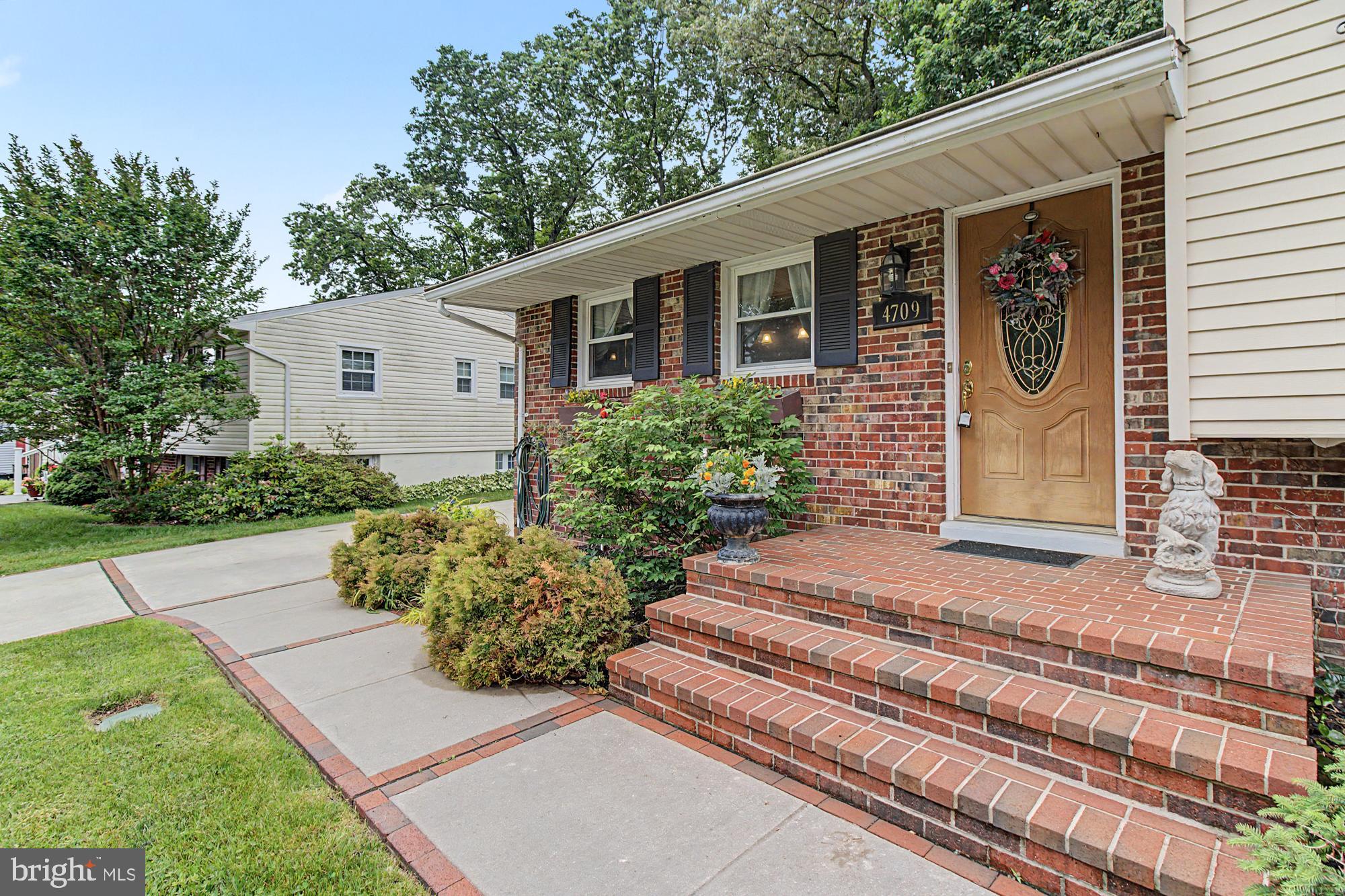 SILVERGATE VILLAGE - Residential