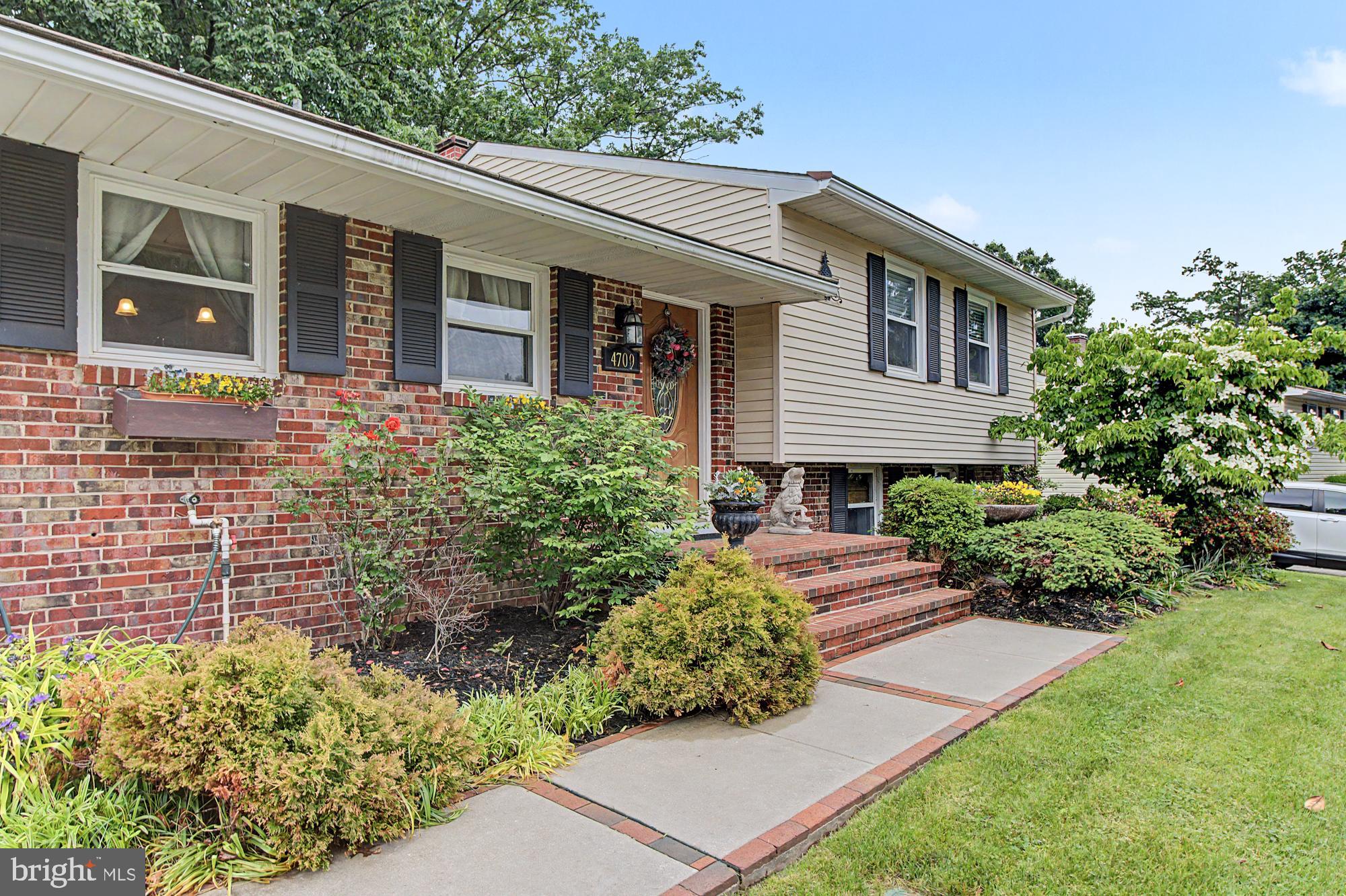 SILVERGATE VILLAGE - Residential
