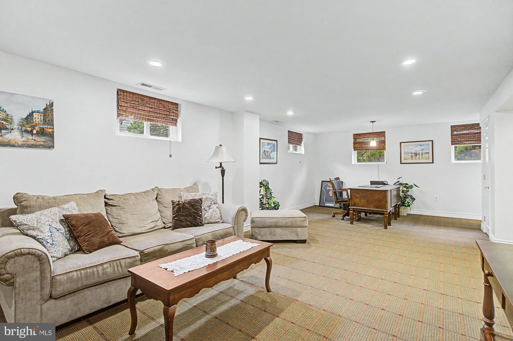 SILVERGATE VILLAGE - Residential