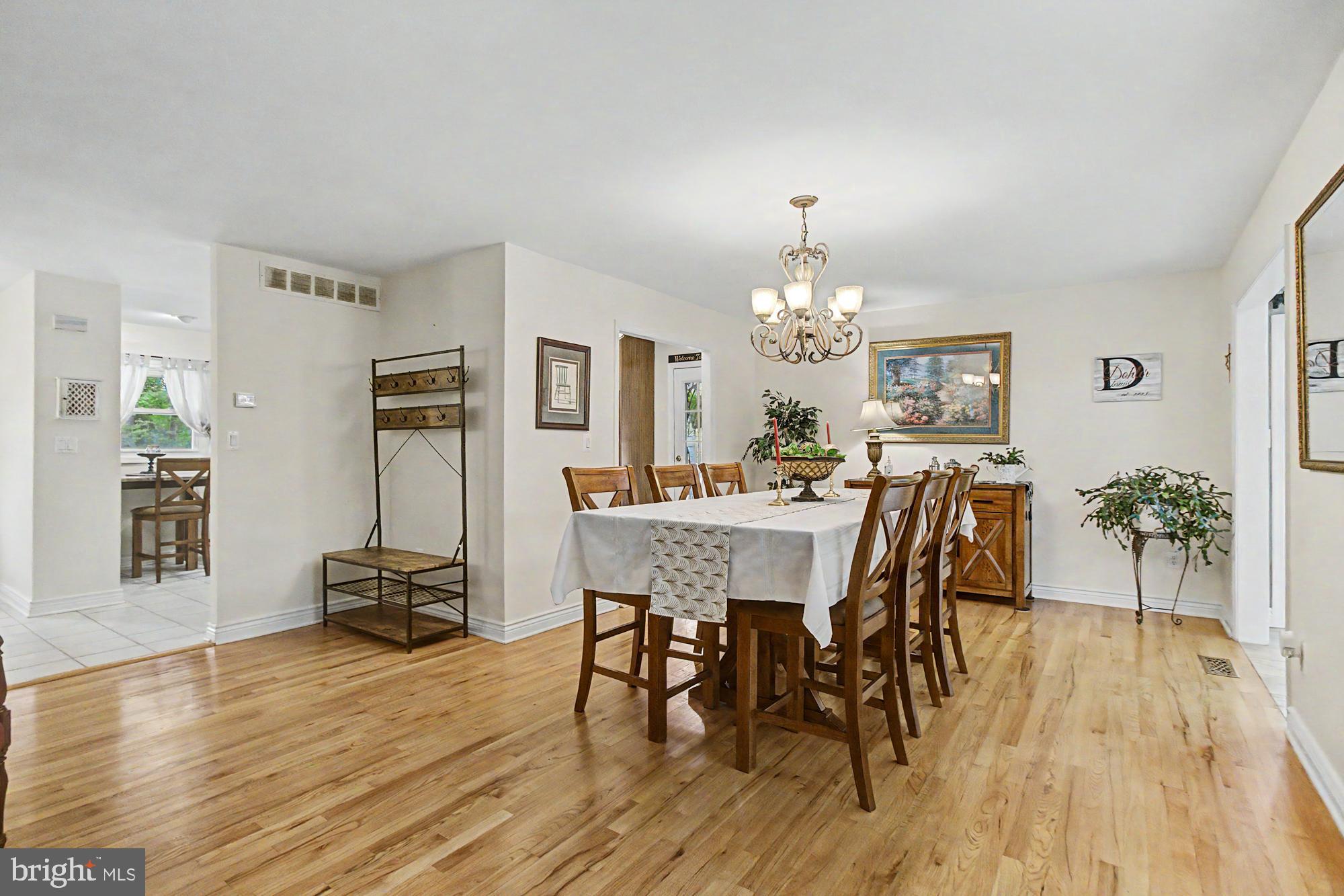 SILVERGATE VILLAGE - Residential