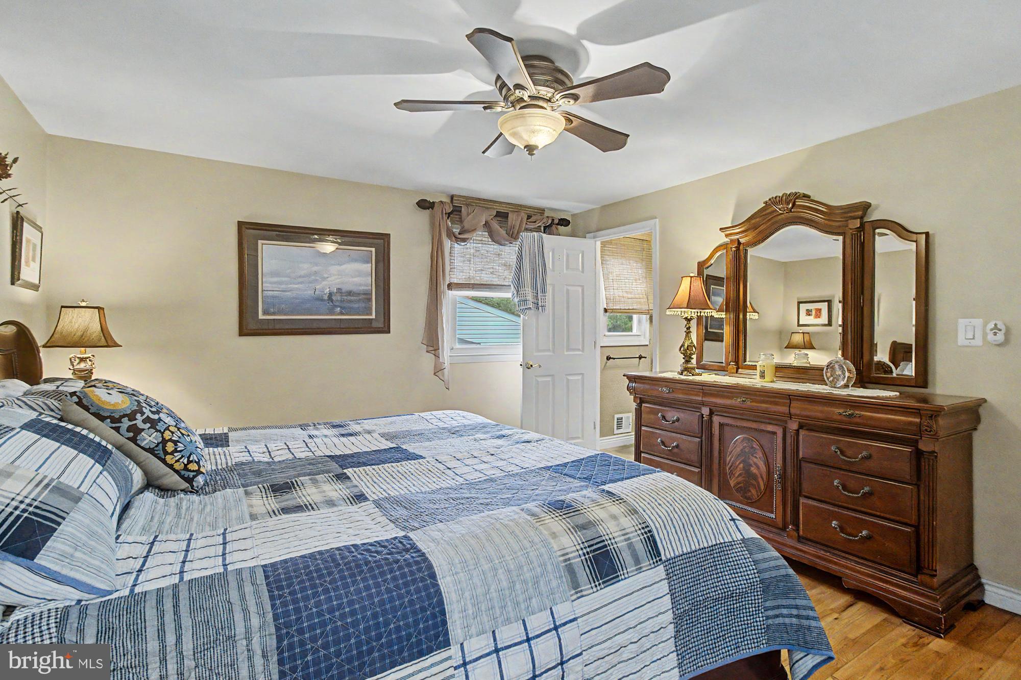 SILVERGATE VILLAGE - Residential