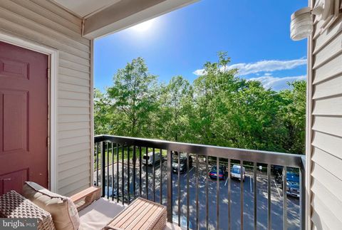 5170 WILLIAM COLIN COURT M CENTREVILLE VA 20120