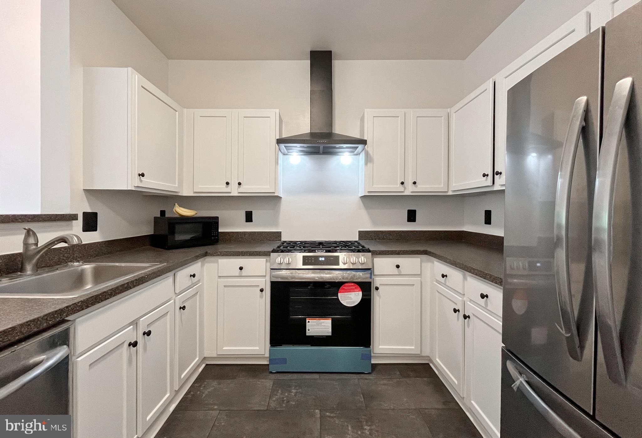 5170 WILLIAM COLIN COURT M