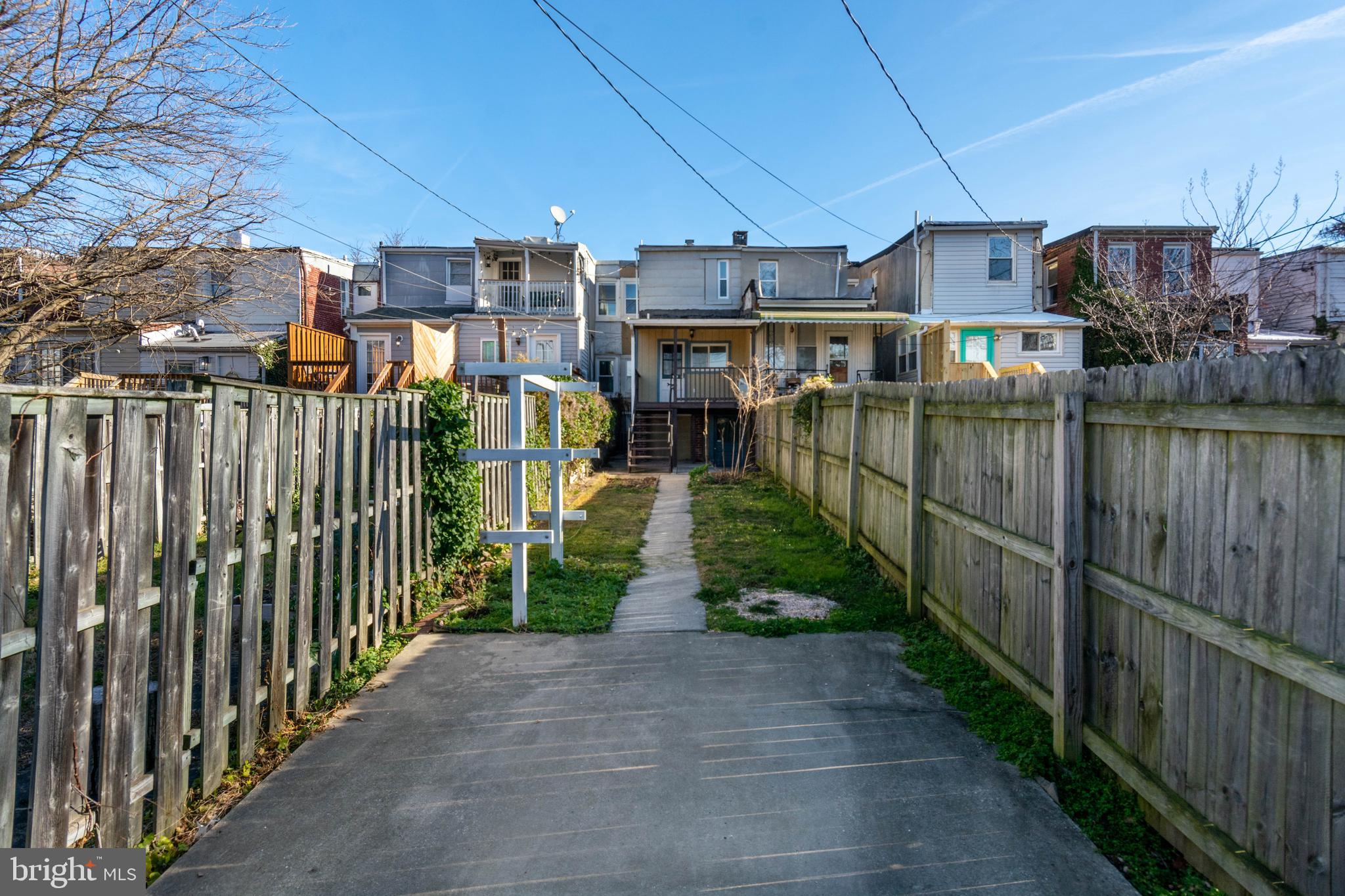HAMPDEN HISTORIC DISTRICT - Residential