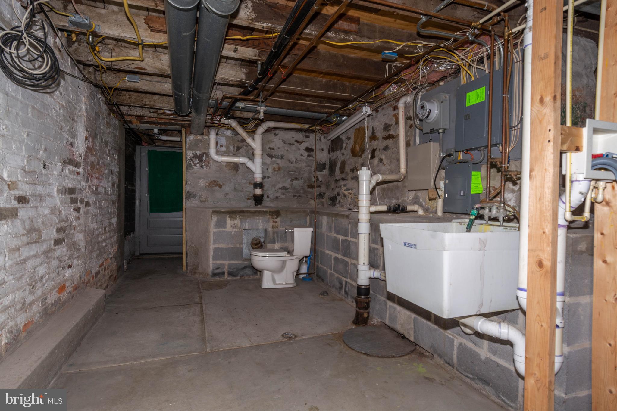 HAMPDEN HISTORIC DISTRICT - Residential