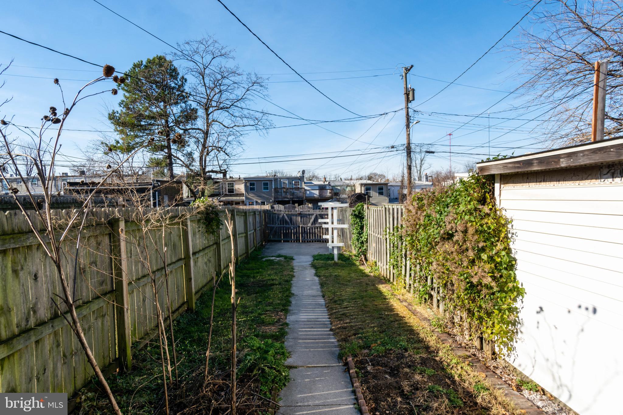 HAMPDEN HISTORIC DISTRICT - Residential