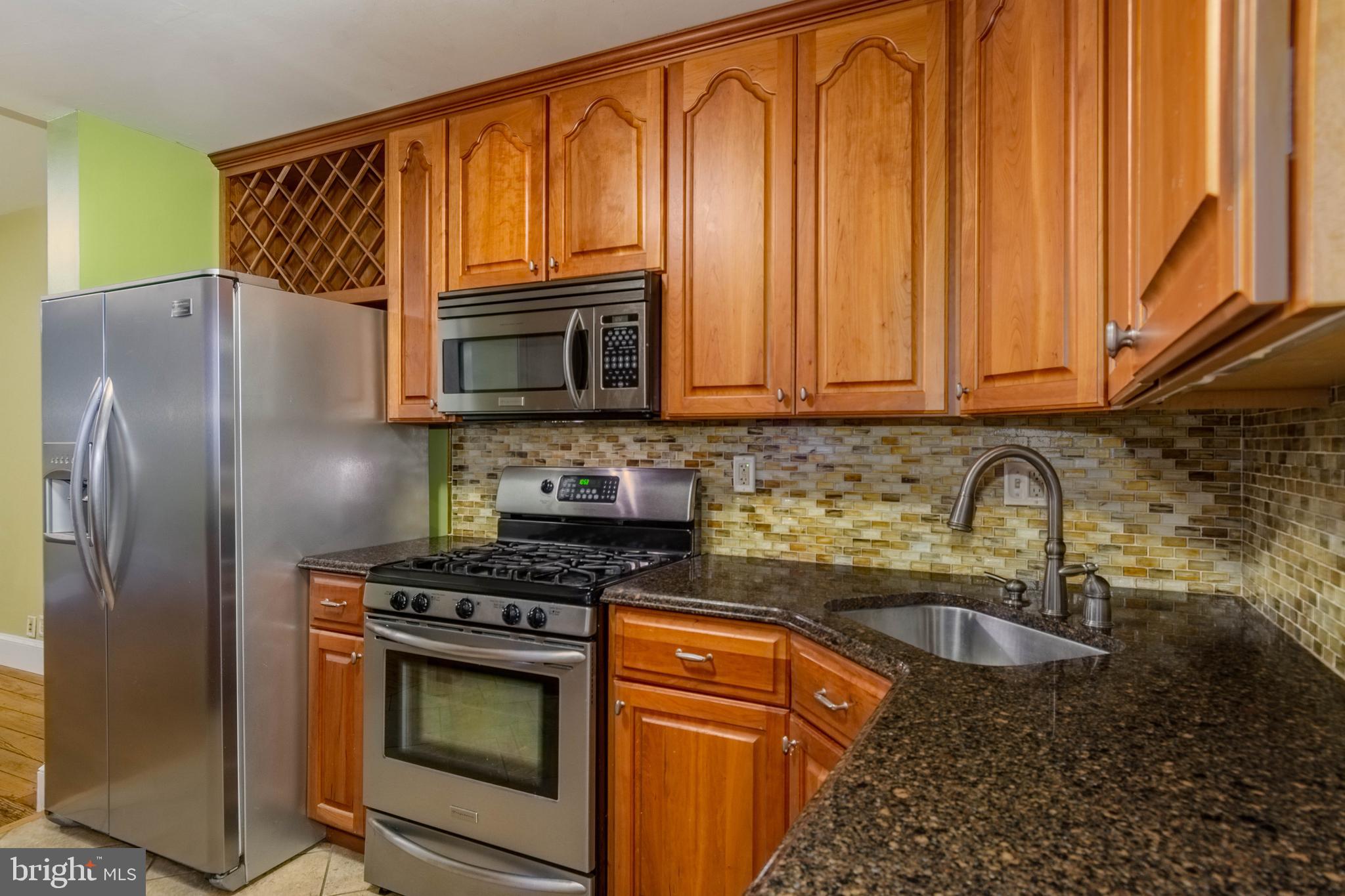 HAMPDEN HISTORIC DISTRICT - Residential