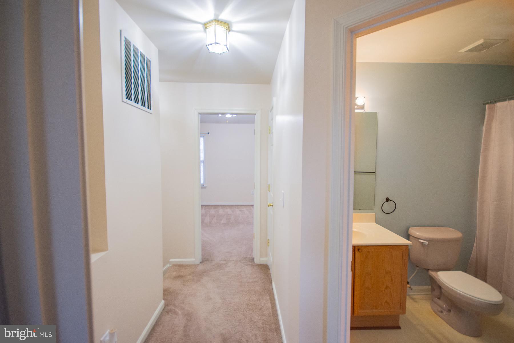 LAUREL RIDGE - Residential