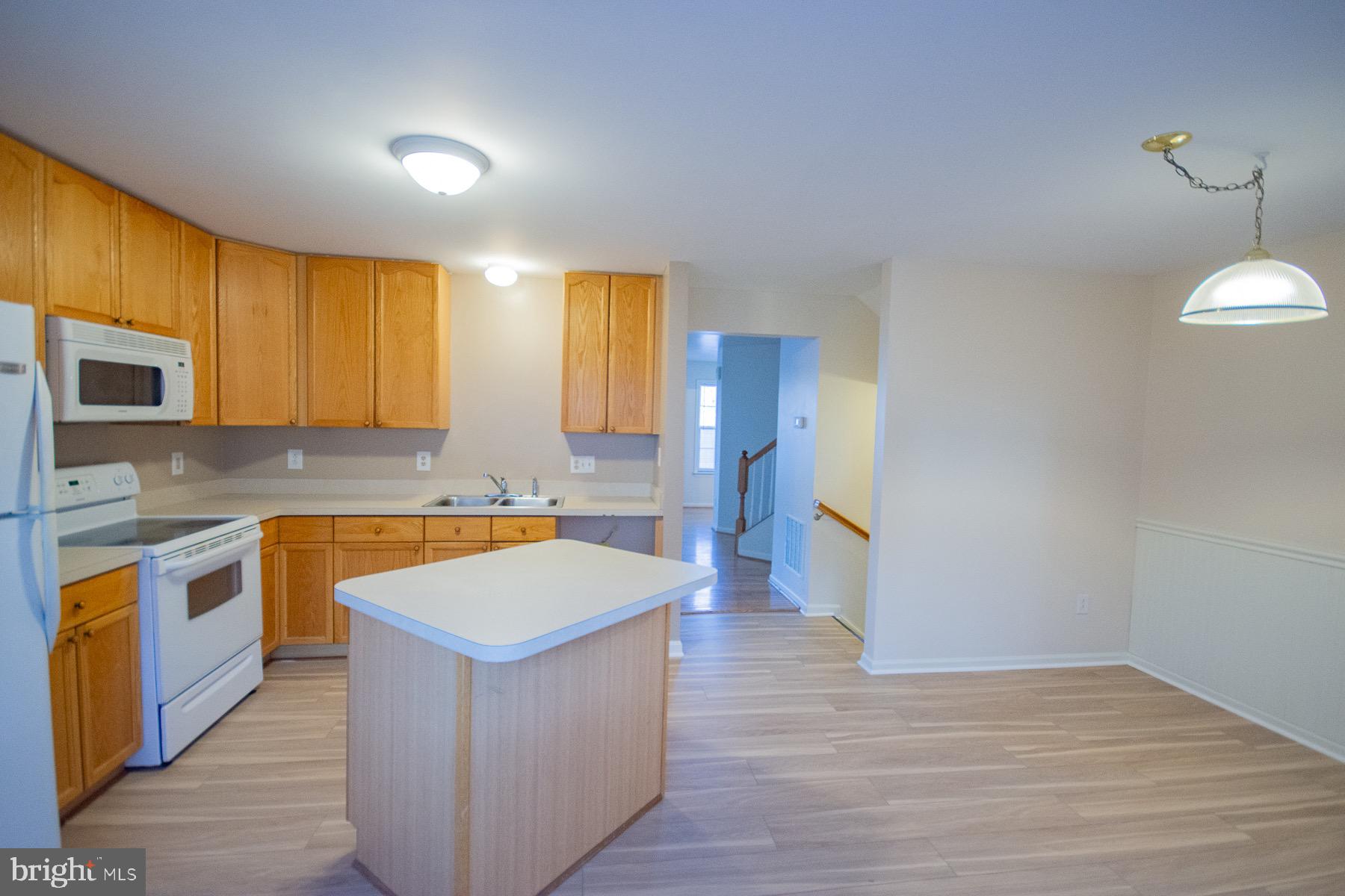 LAUREL RIDGE - Residential