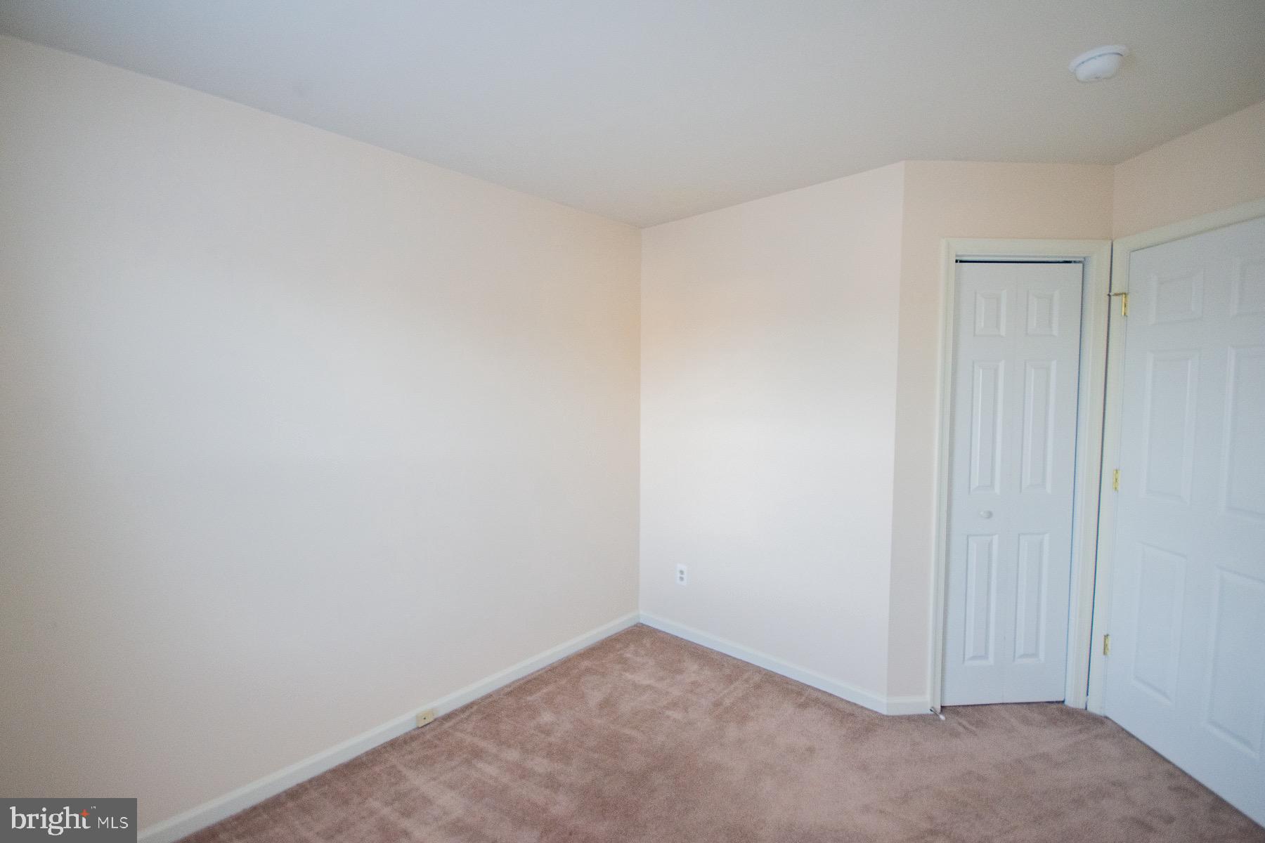 LAUREL RIDGE - Residential