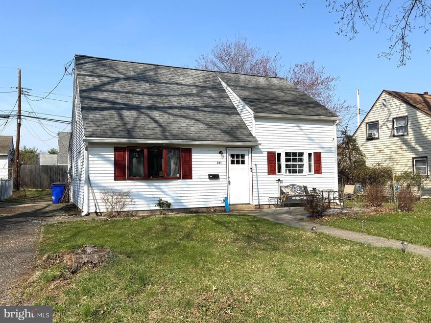 Great Cape Cod in Pottsgrove Manor! This freshly painted Four(4) bedroom home is move-in ready and offers an abundance of living space, featuring four oversized bedrooms that provide flexibility for families, guests, or even a home office setup. The home includes a well-sized bathroom equipped with a newly installed vent fan, adding both comfort and efficiency.
Convenience is key, with washer and dryer hookups available to make everyday living easier. Outside, you’ll find a private driveway, ensuring off-street parking, along with a fully fenced-in yard—perfect for entertaining, pets, or simply enjoying your own outdoor retreat. All dimensions of lots and building/room sizes are estimated and should be verified by consumer/buyer.



With its generous layout, recent updates, and practical amenities, this property is a fantastic opportunity for buyers seeking space and value in a convenient Pottstown location.

This 3 bedroom home is located in a desirable neighborhood in West Pottstown. could be your home at a reasonable sale price.  Close to highways, shopping, schools and Philadelphia premium outlets.