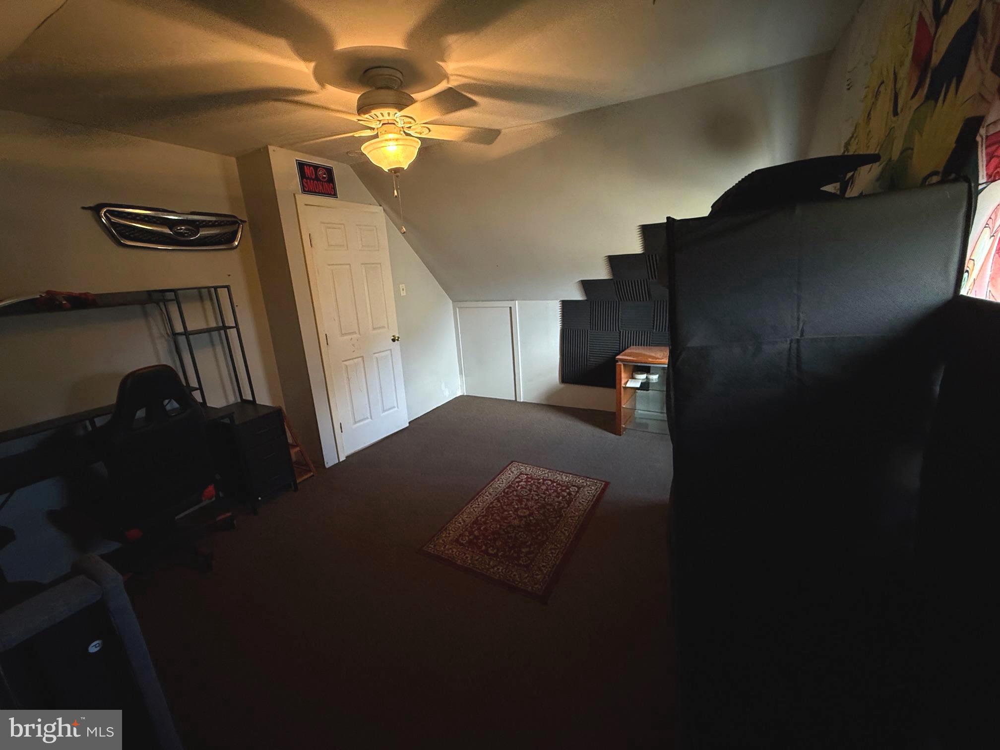 POTTSGROVE MANOR - Residential