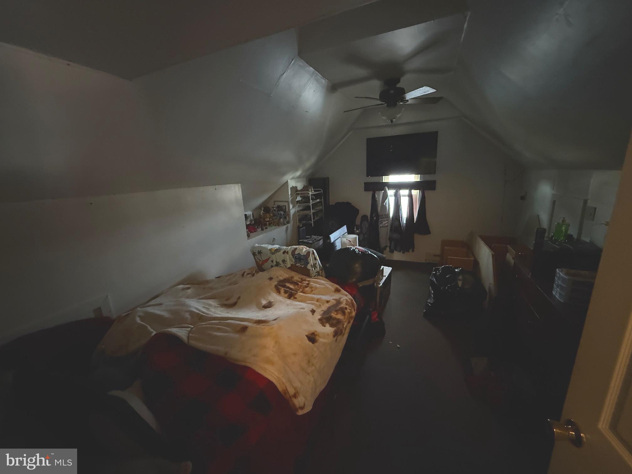 POTTSGROVE MANOR - Residential