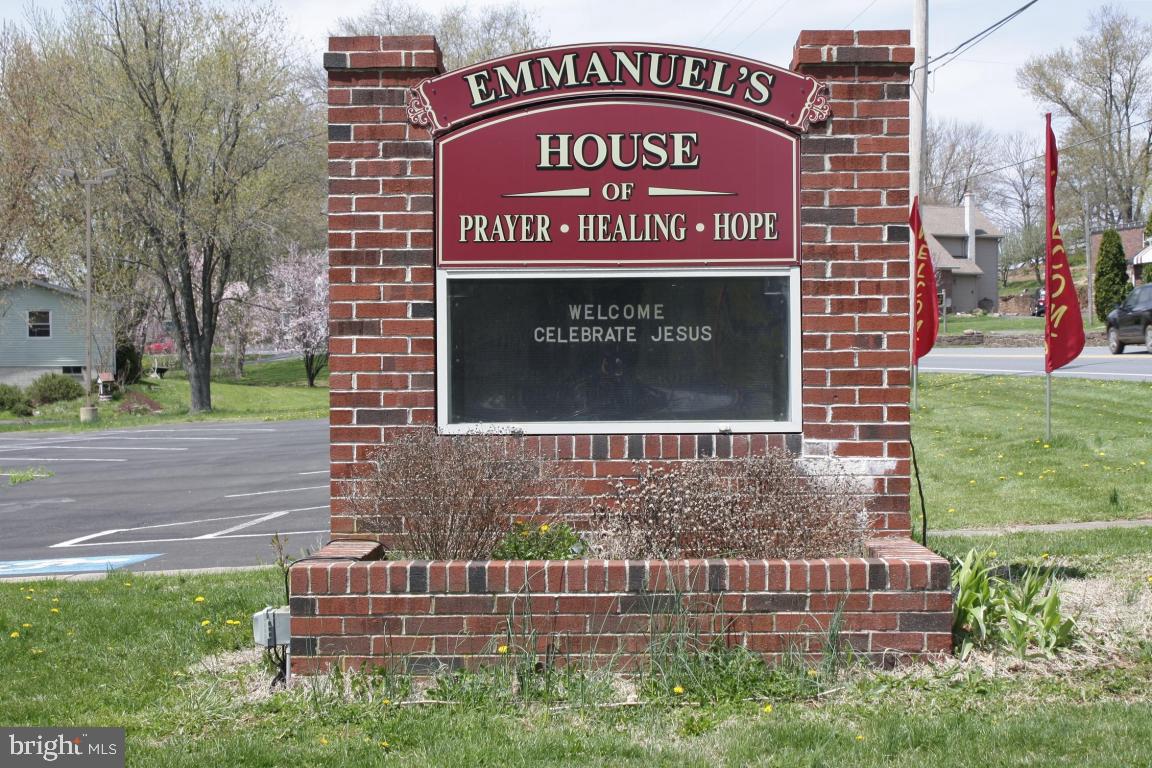 19+ acres with 19,000+ sq. ft. church building and 1,200 sq. ft. parsonage-Sanctuary seats approximately 250 and offers a large open foyer-Full commercial grade kitchen, 90+ parking spaces, gymnasium, 2nd kitchen, along with 3 offices that have been sound proofed for counseling purposes and much more-You would be hard pressed to build at this price-Church currently pays approximately $6,562 a year in taxes for parsonage and acreage
