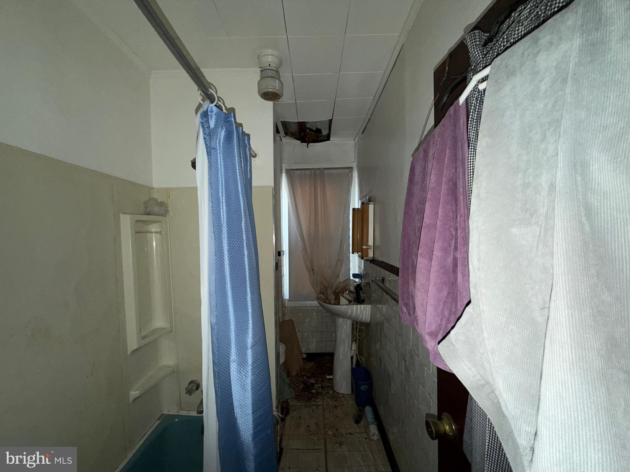 MIDTOWN EDMONDSON - Residential