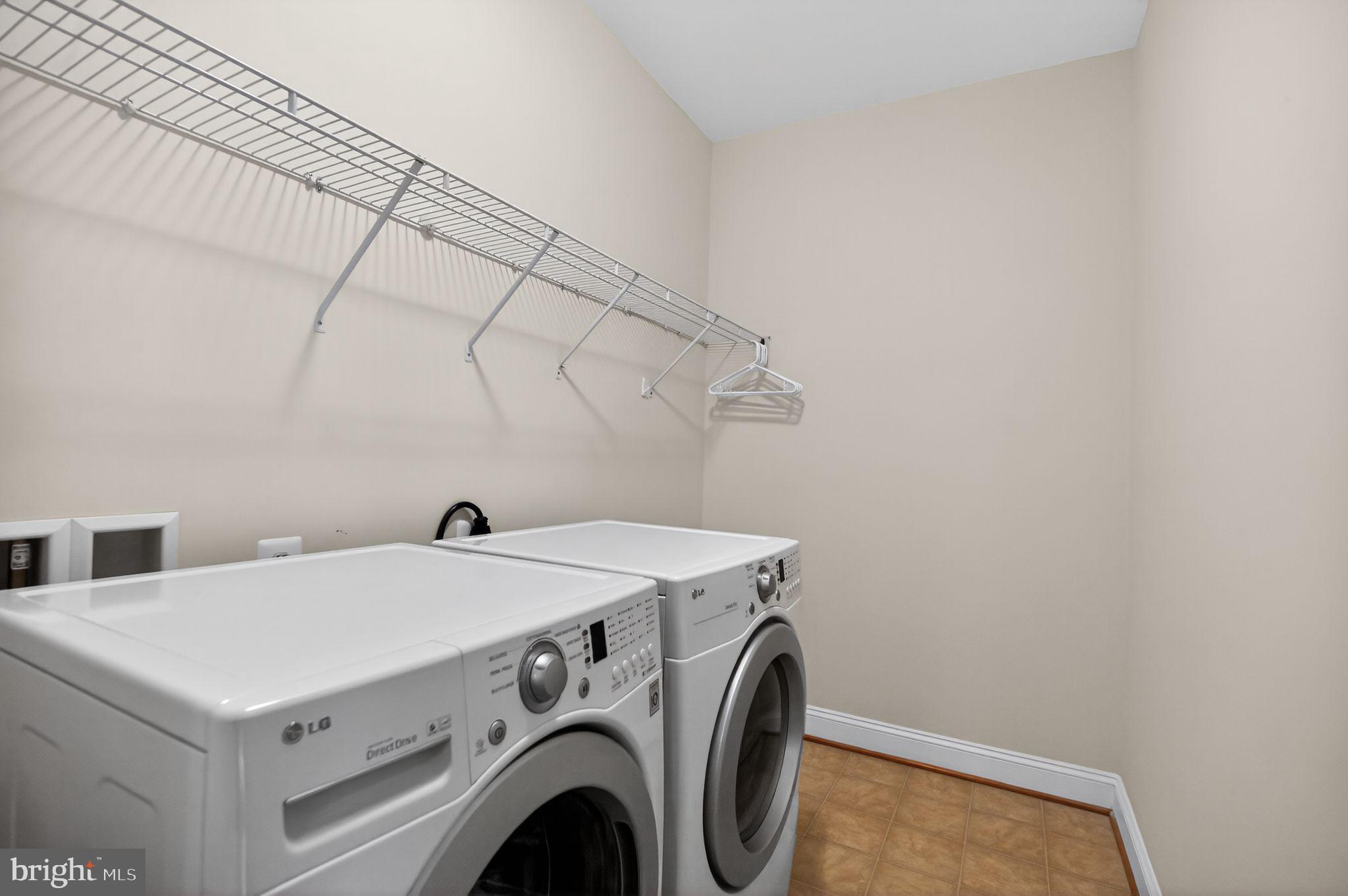 KINCAID FOREST - Residential Lease