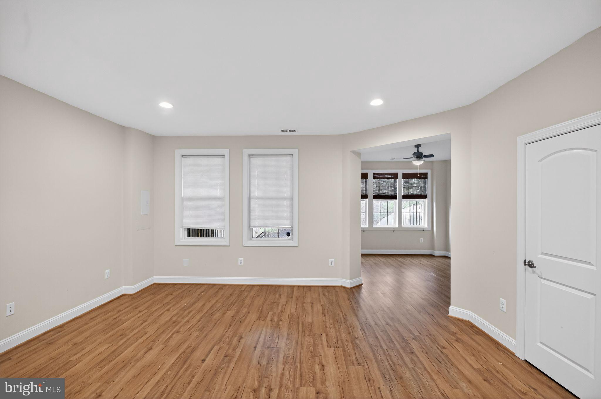 KINCAID FOREST - Residential Lease