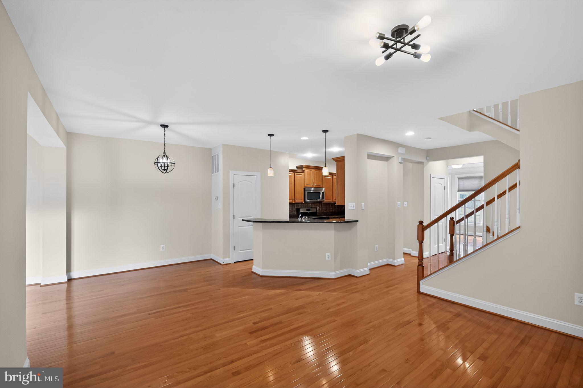 KINCAID FOREST - Residential Lease