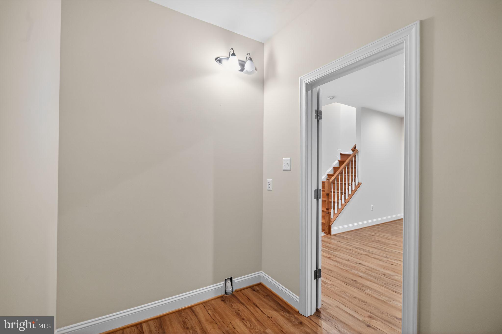 KINCAID FOREST - Residential Lease