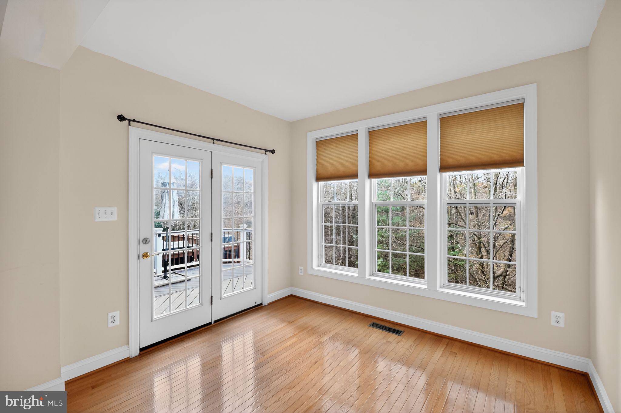 KINCAID FOREST - Residential Lease