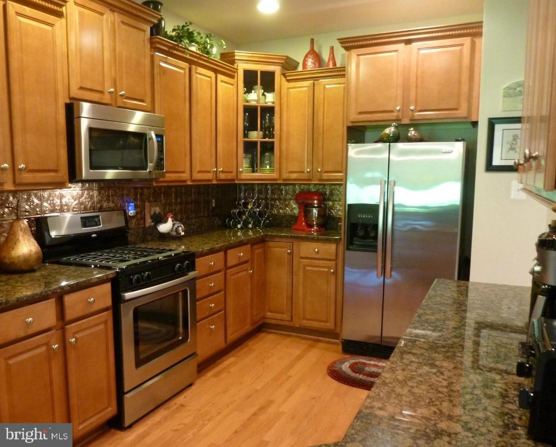 KINCAID FOREST - Residential Lease