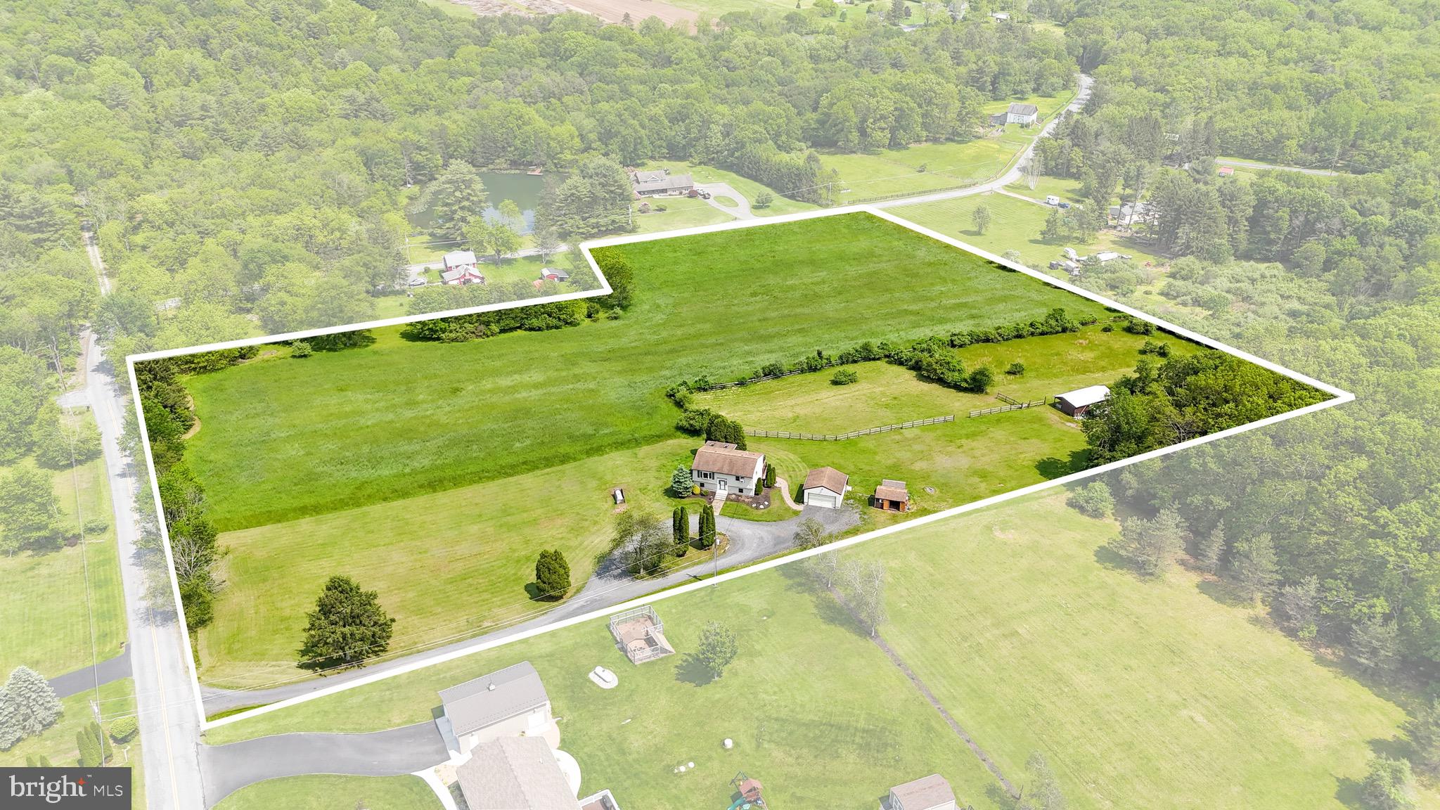 924 HELL HOLLOW ROAD
