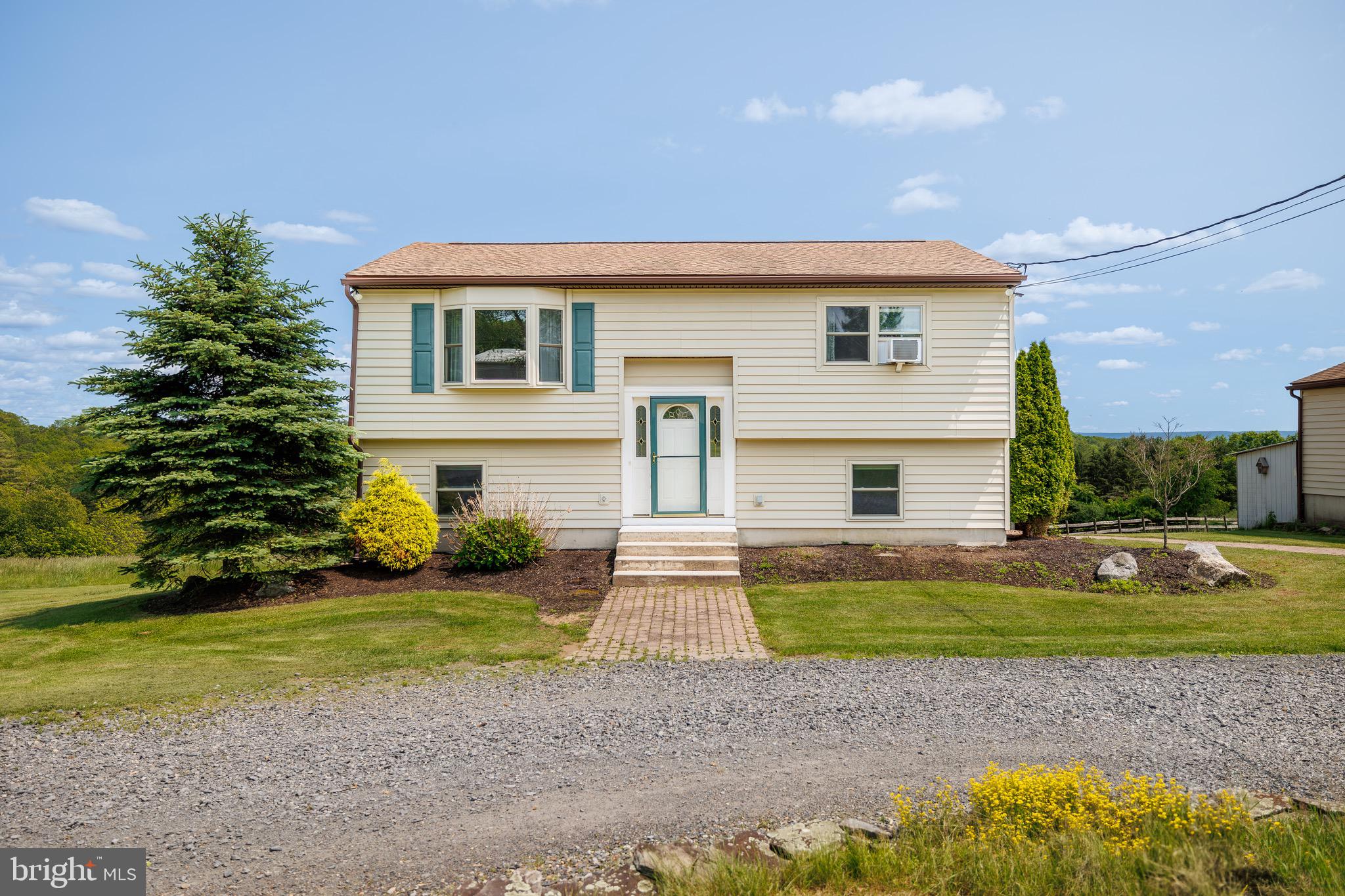924 HELL HOLLOW ROAD