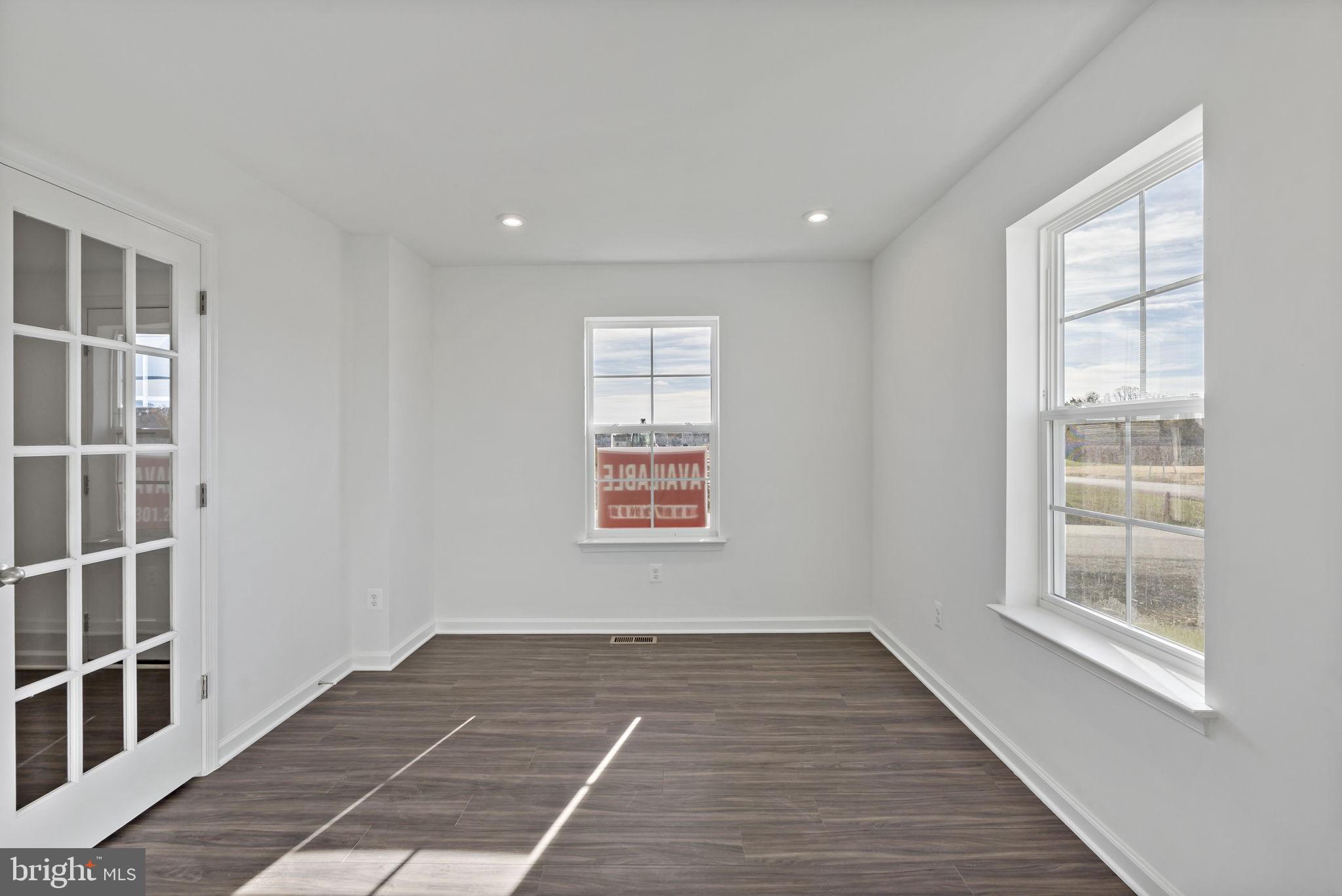 SOUTH BROOK - Residential