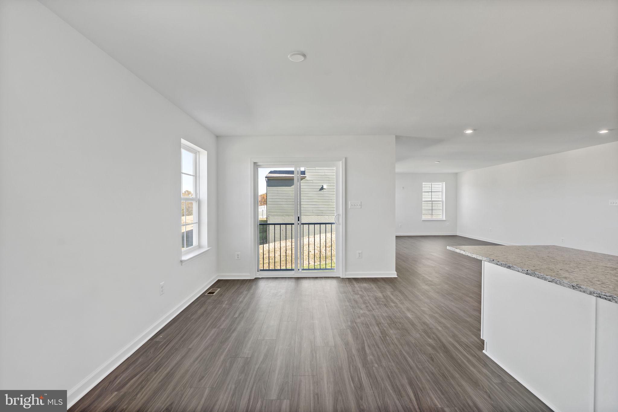 SOUTH BROOK - Residential