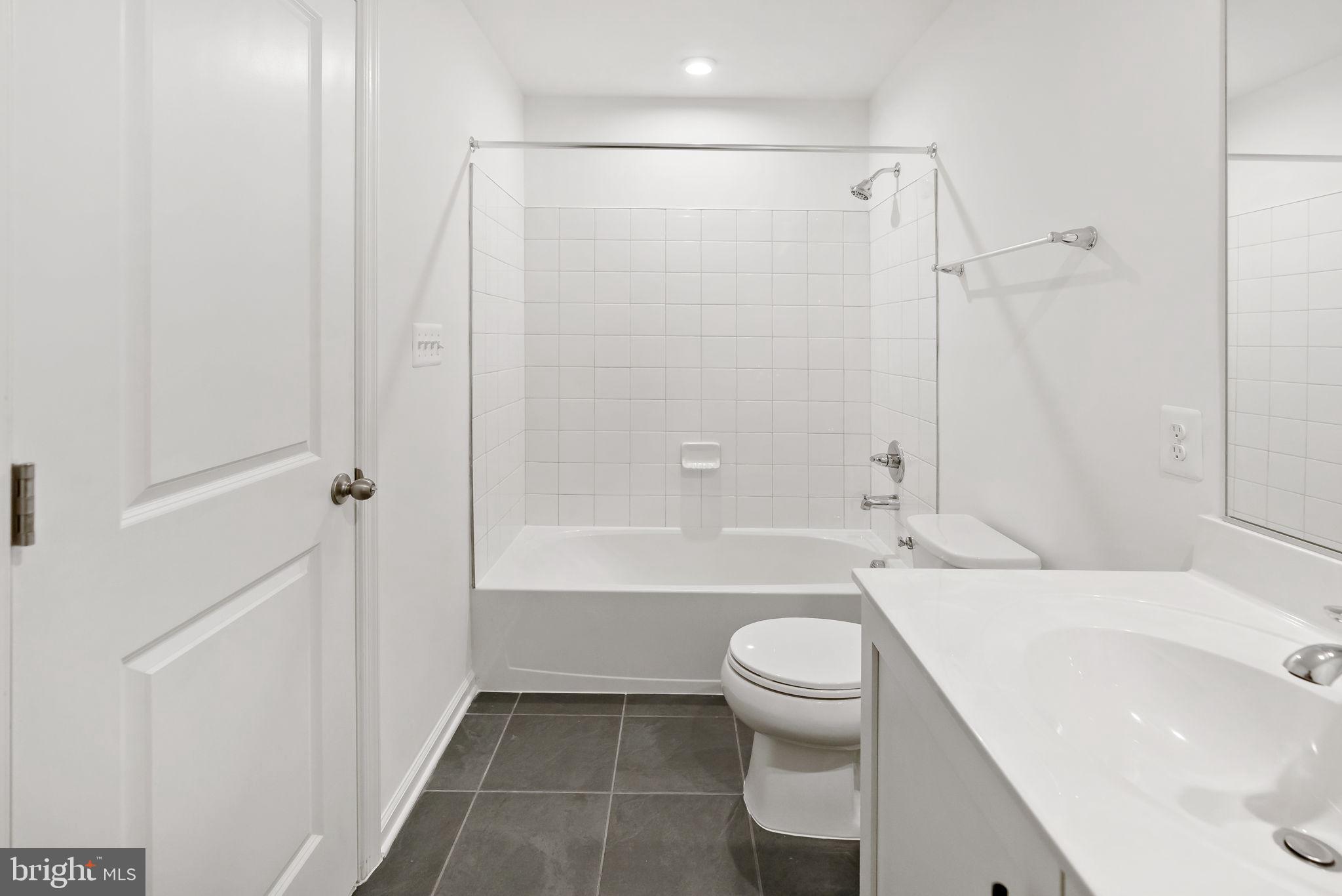 SOUTH BROOK - Residential