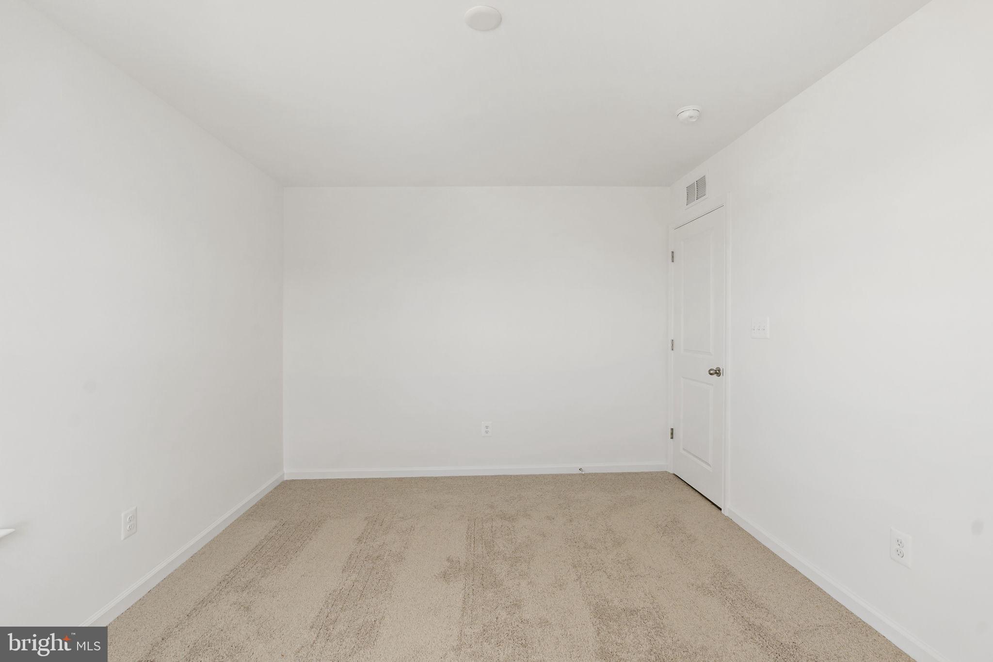 SOUTH BROOK - Residential