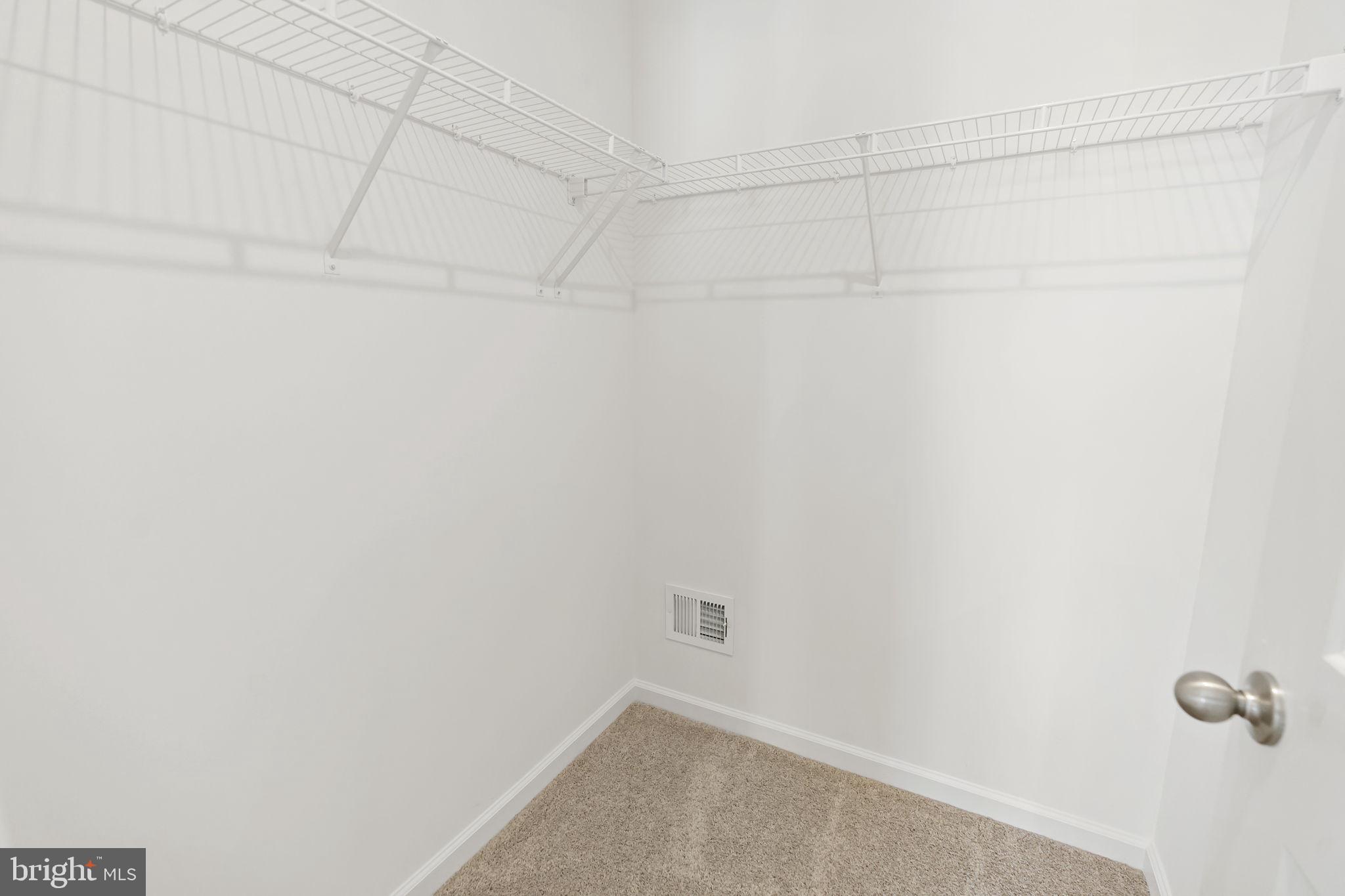 SOUTH BROOK - Residential