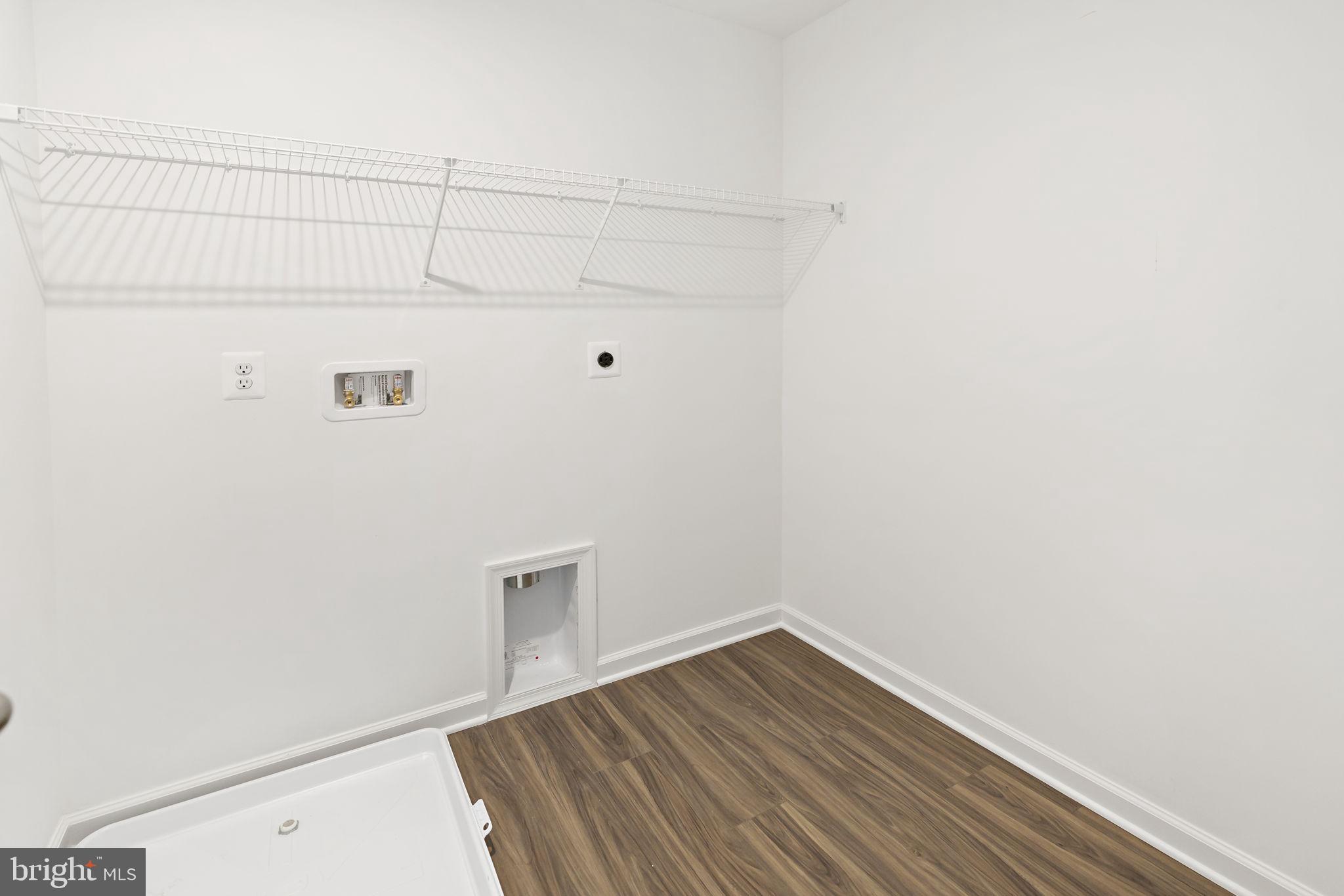 SOUTH BROOK - Residential