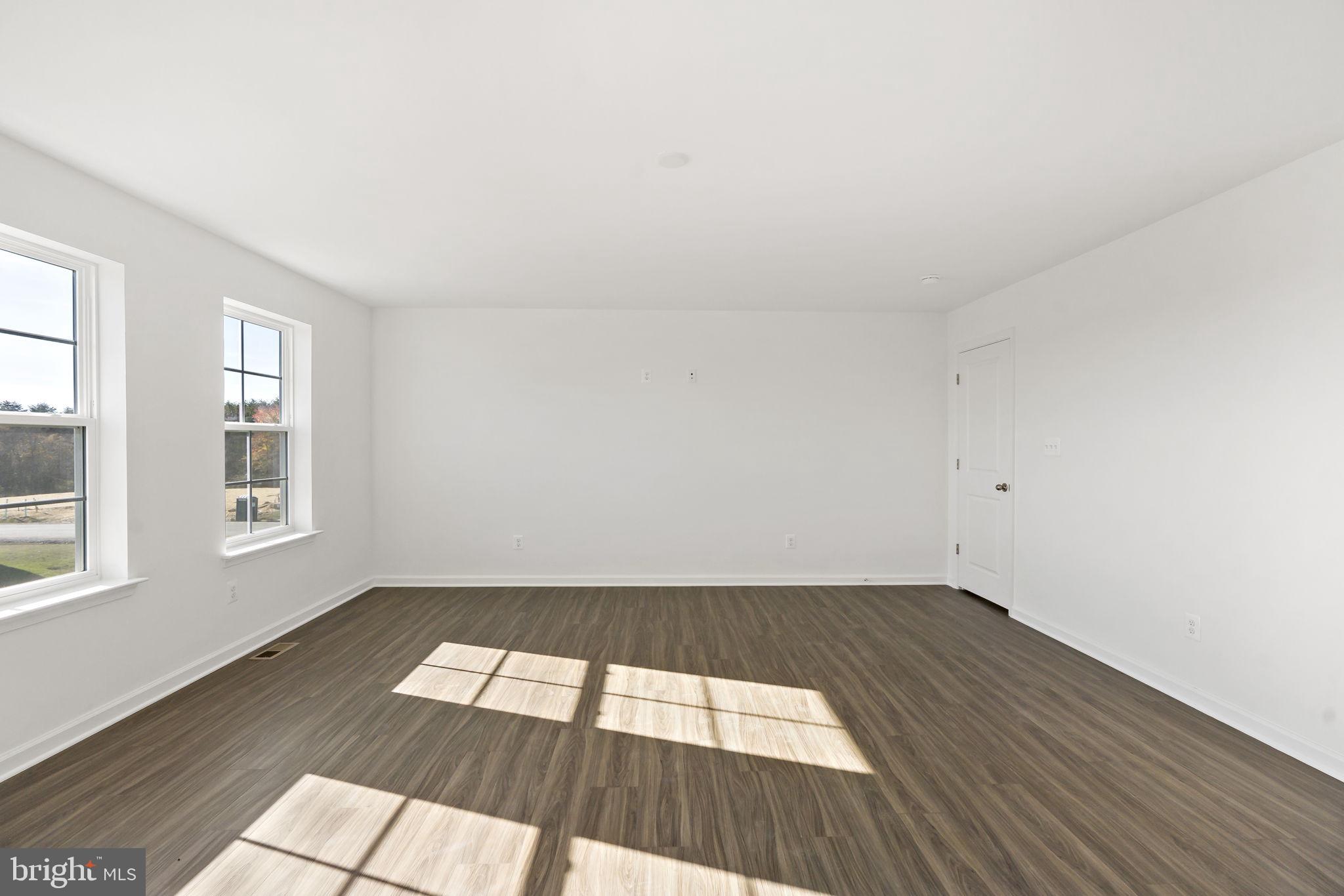 SOUTH BROOK - Residential