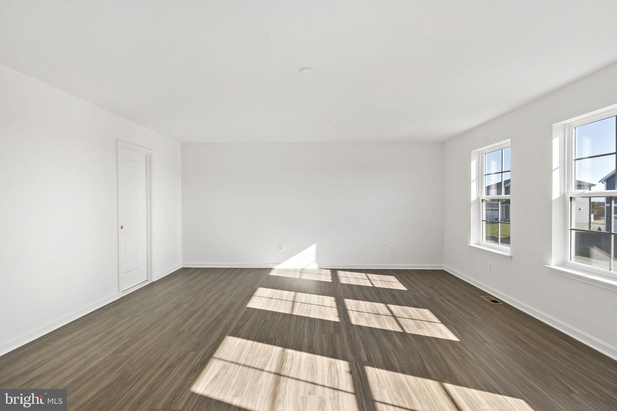 SOUTH BROOK - Residential