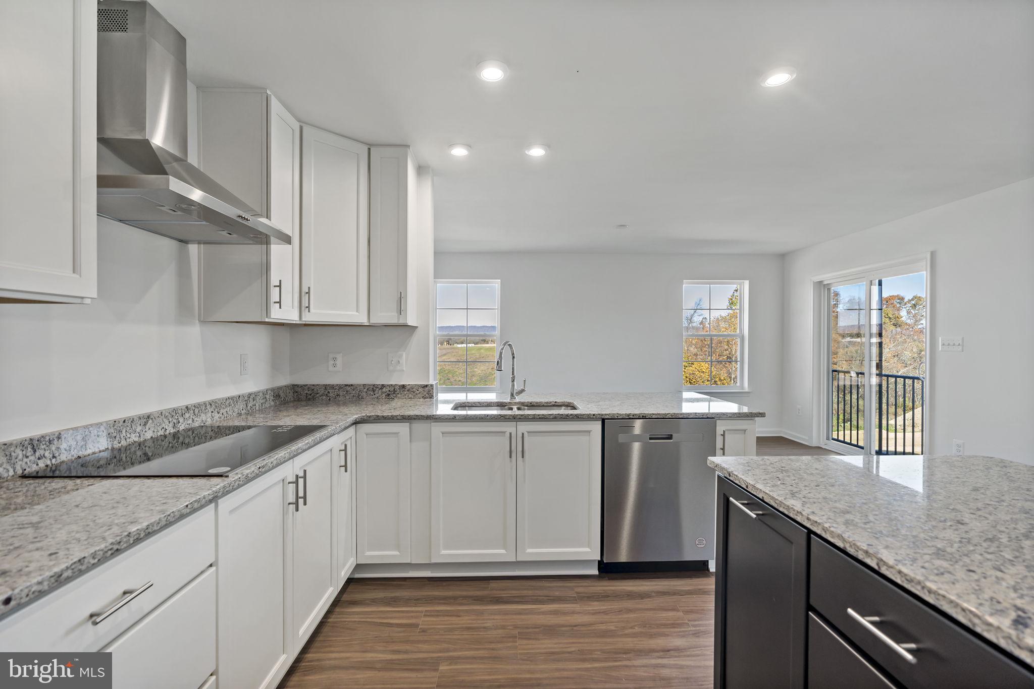 SOUTH BROOK - Residential