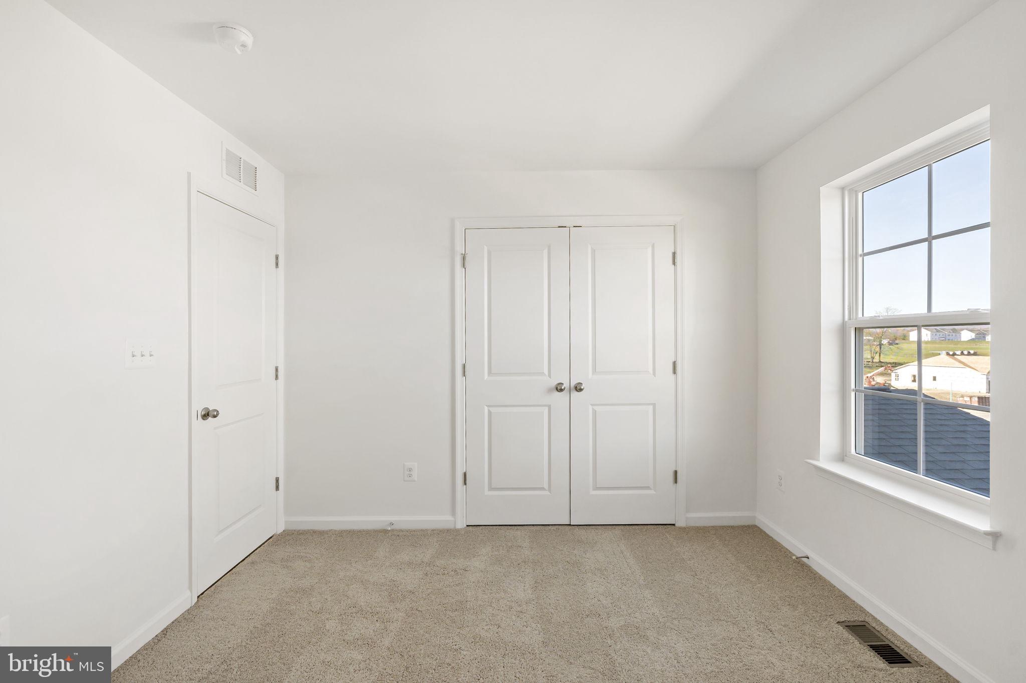 SOUTH BROOK - Residential