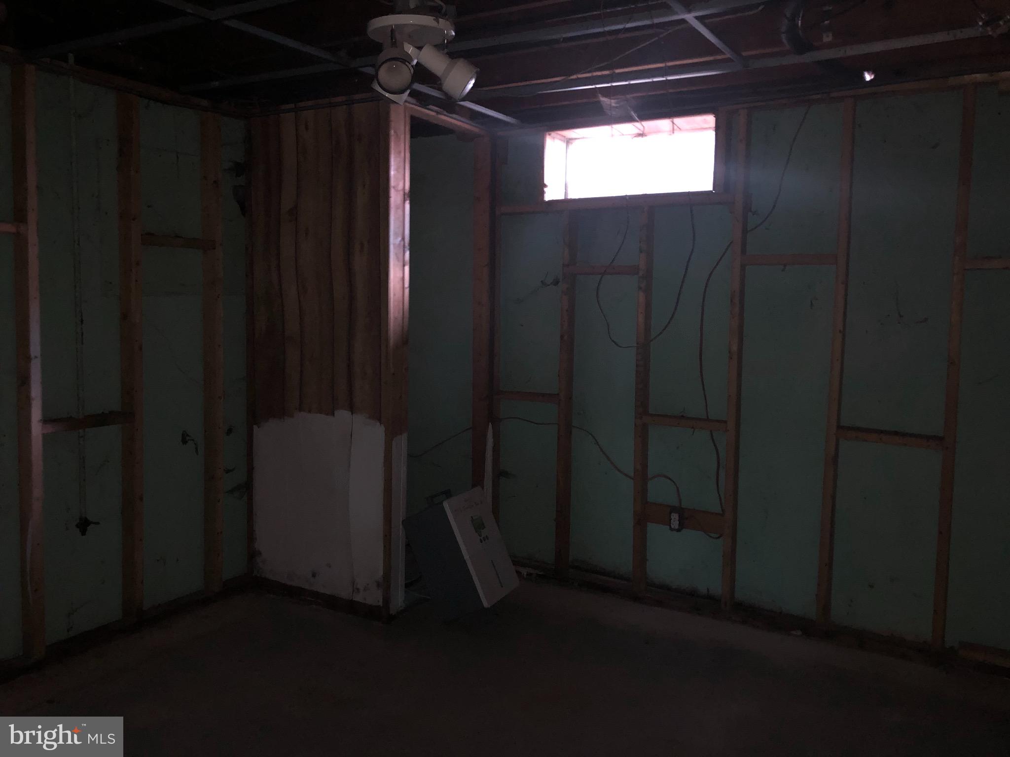 EDGE MEAD - Residential