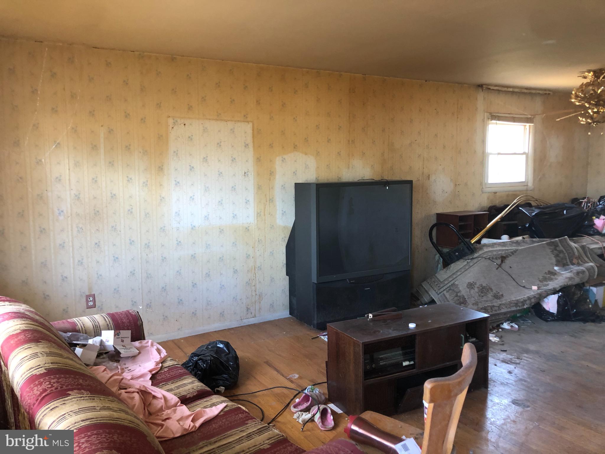 EDGE MEAD - Residential