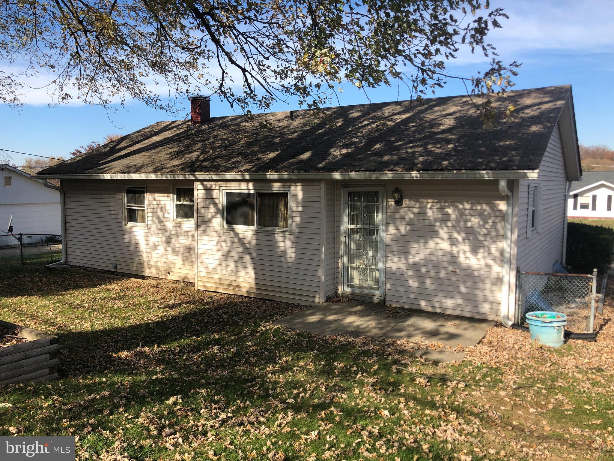 EDGE MEAD - Residential