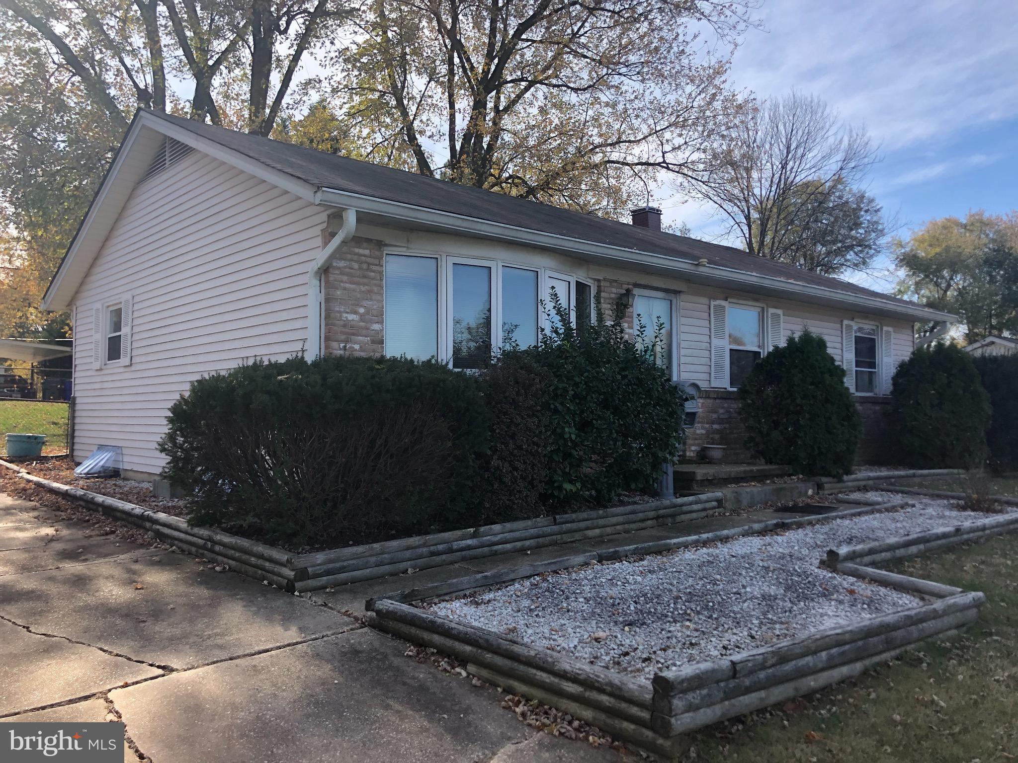 EDGE MEAD - Residential