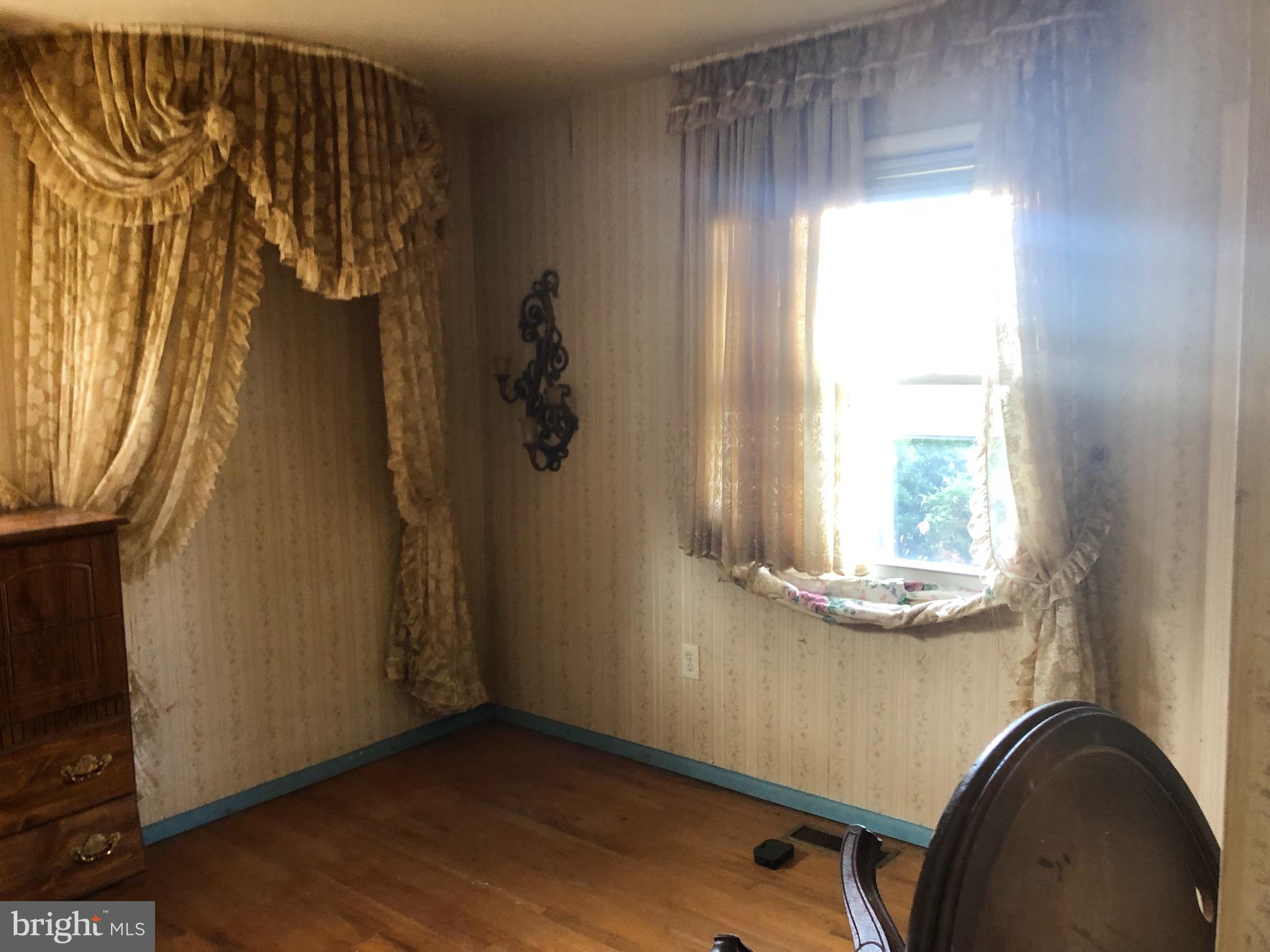 EDGE MEAD - Residential