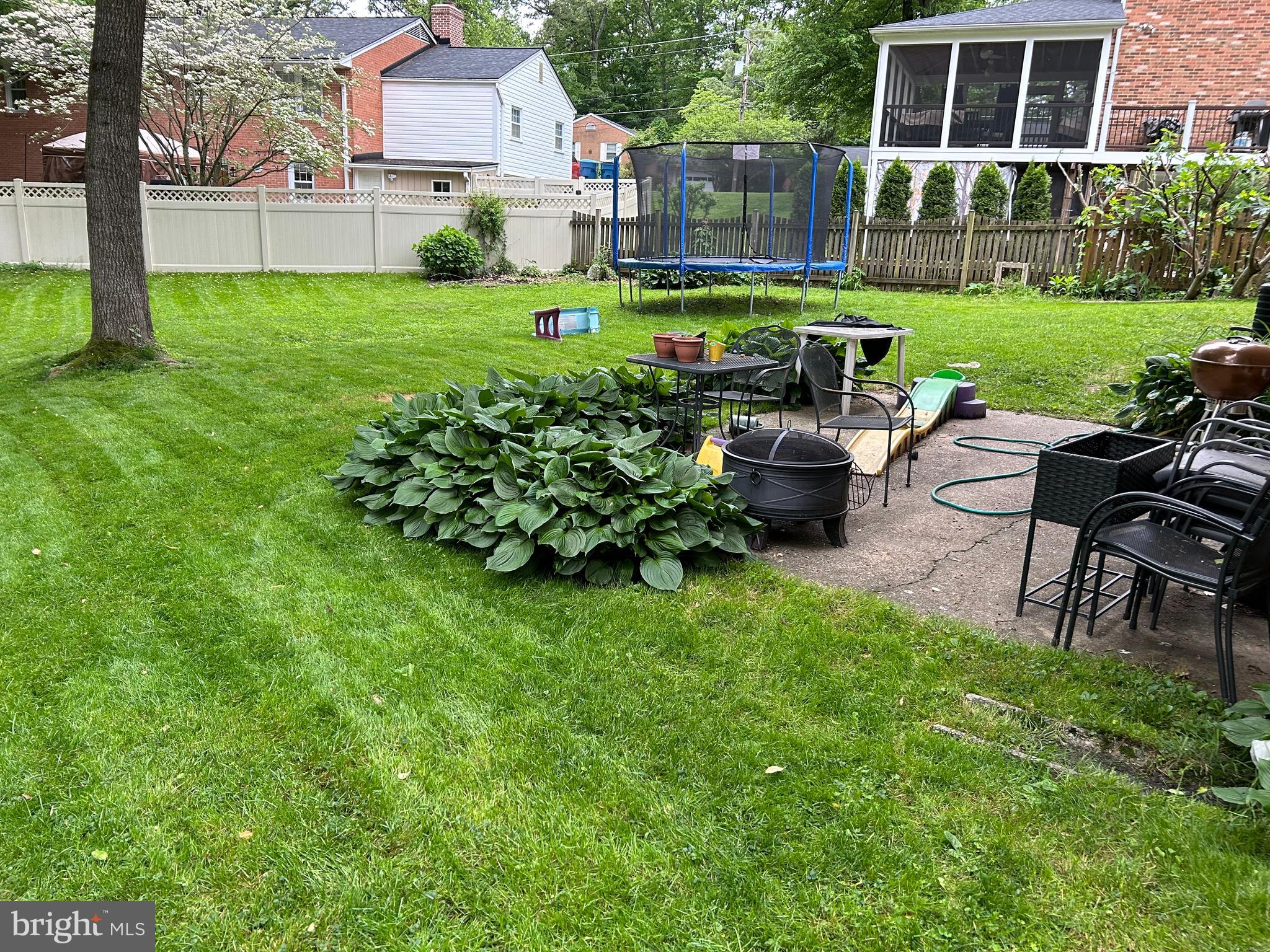 WILLOW WOODS - Residential Lease