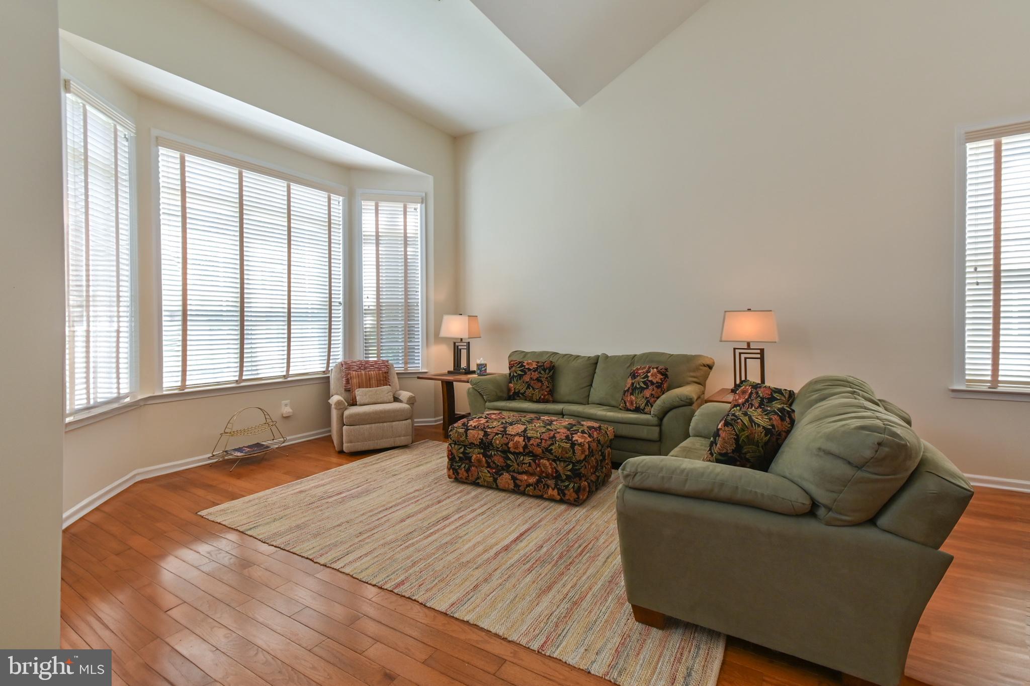 113 STATION TERRACE W