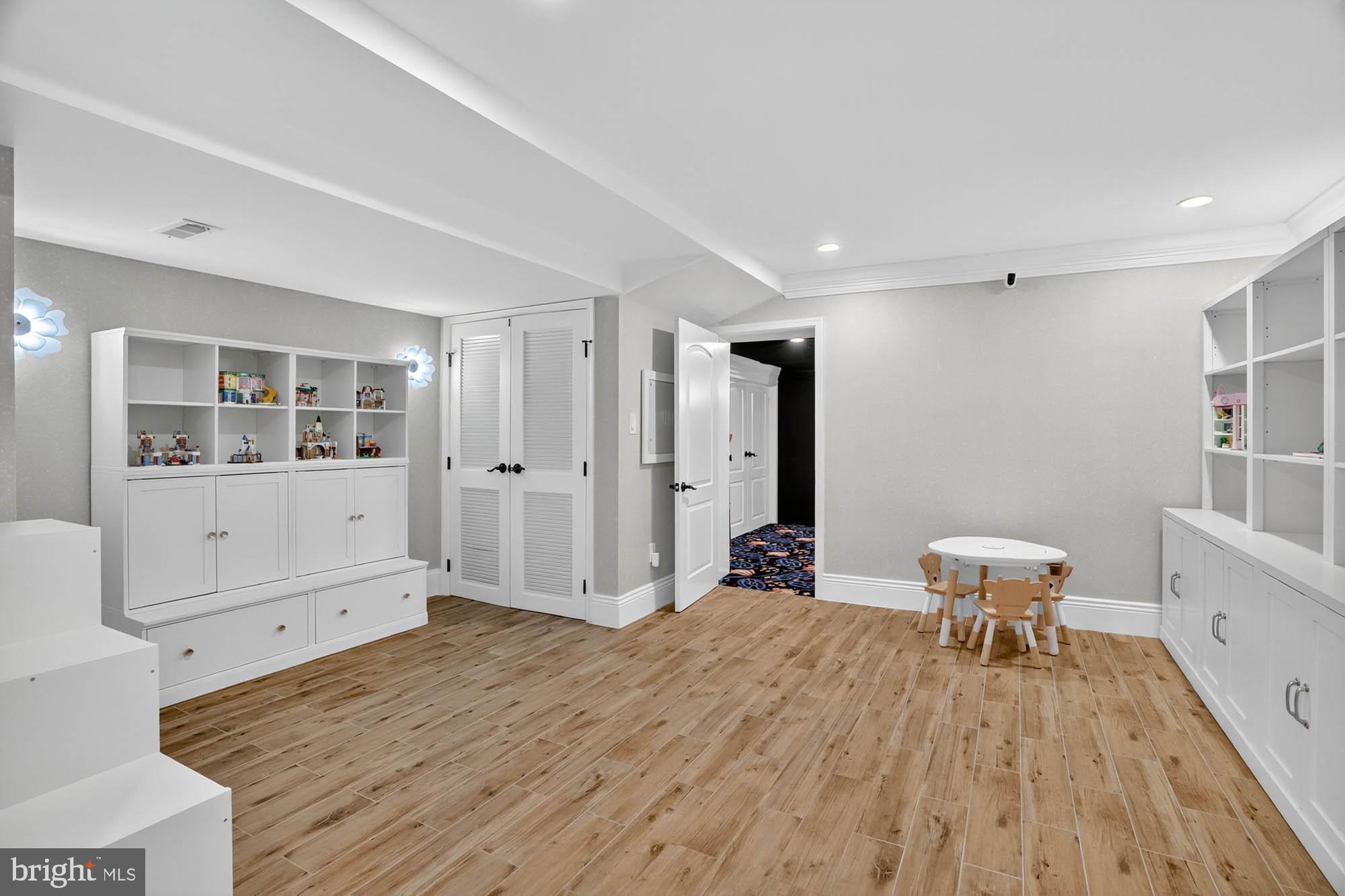 HIGHLAND - Residential