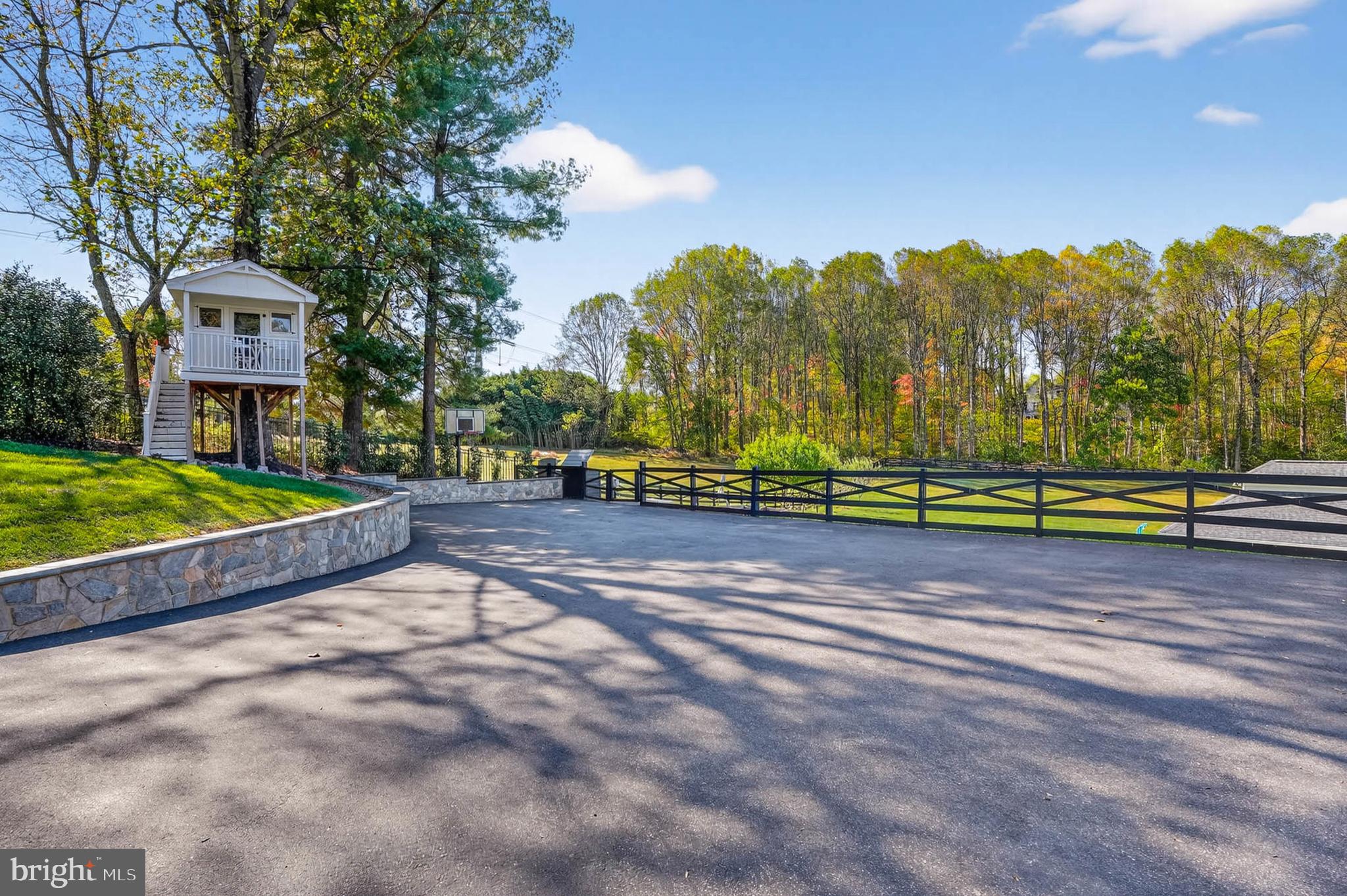 HIGHLAND - Residential