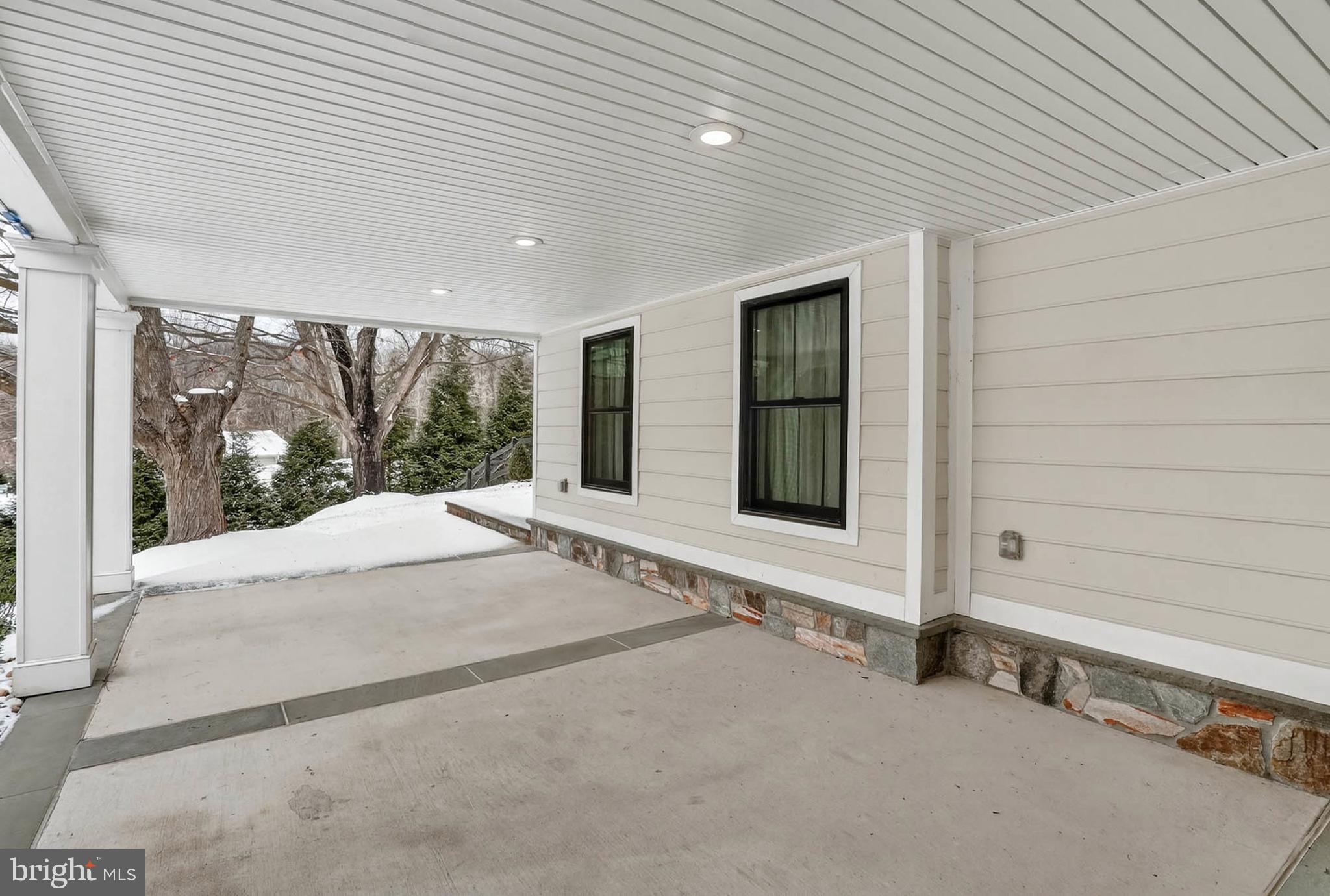 HIGHLAND - Residential