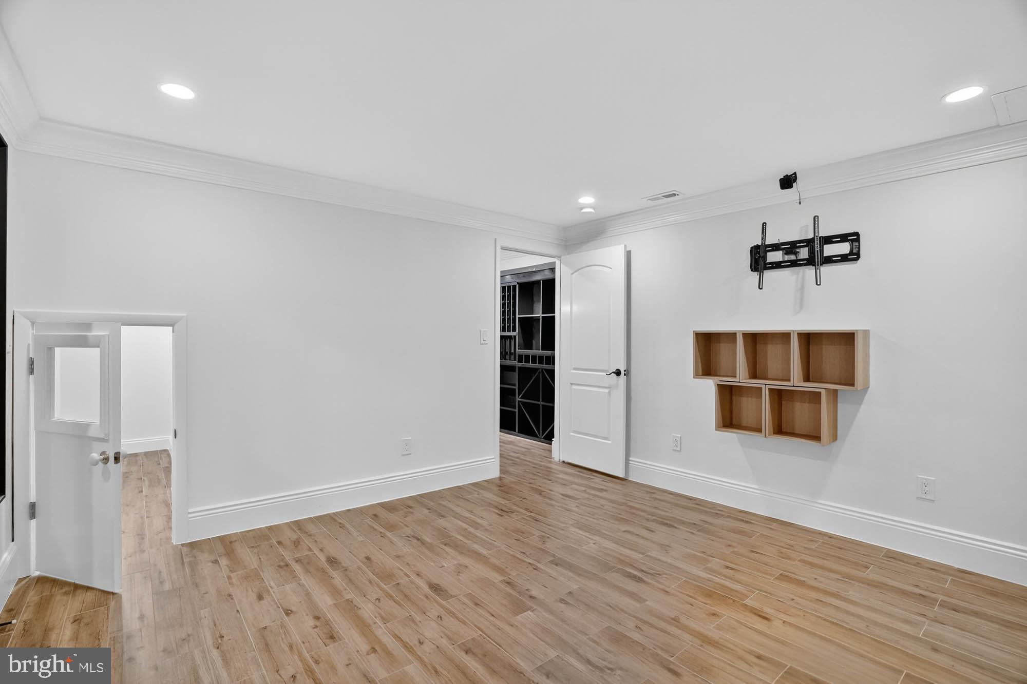 HIGHLAND - Residential