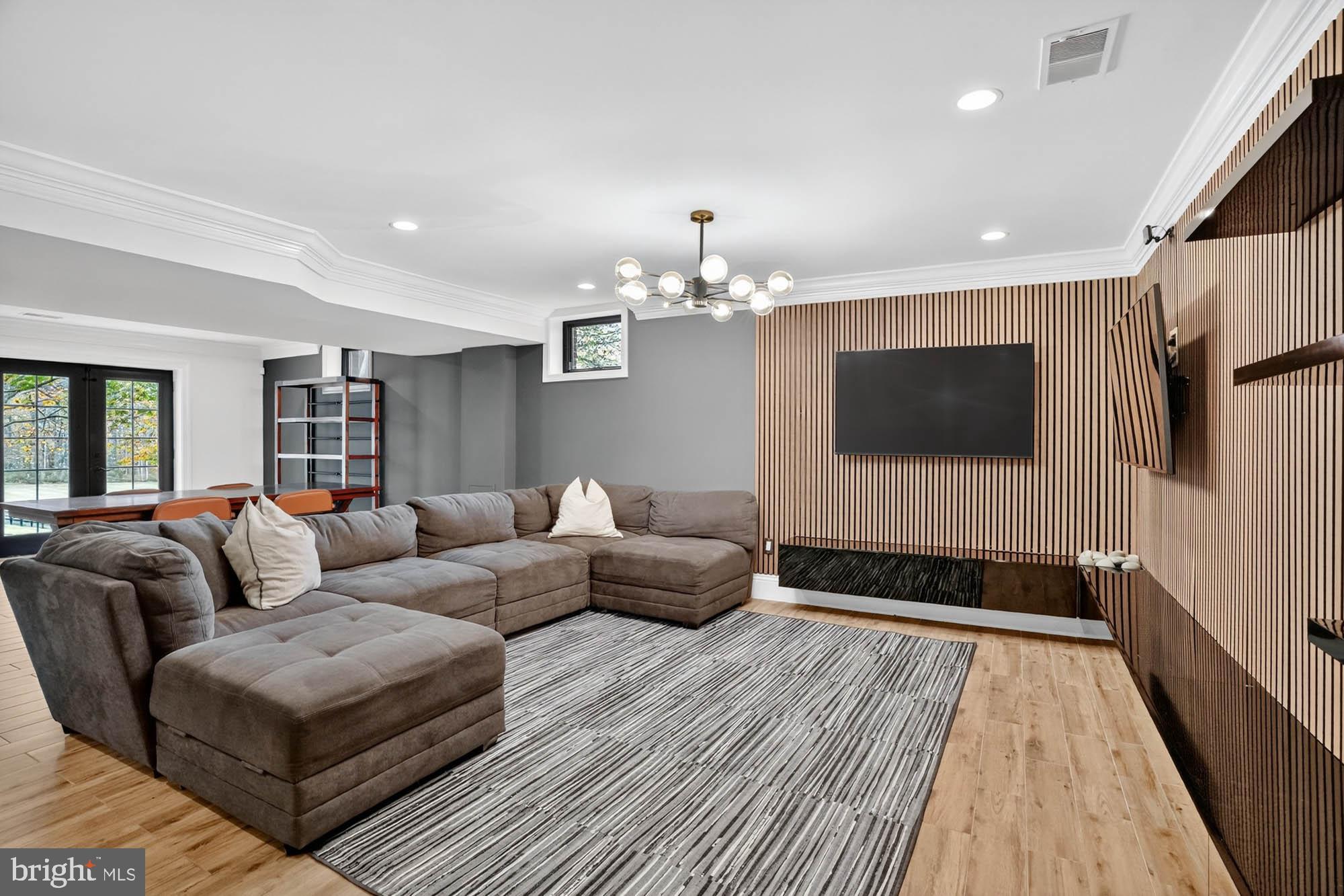 HIGHLAND - Residential